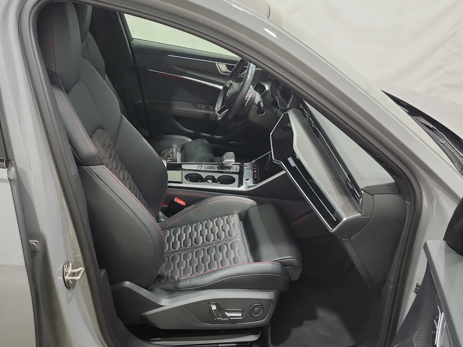 Right Side Interior Photo