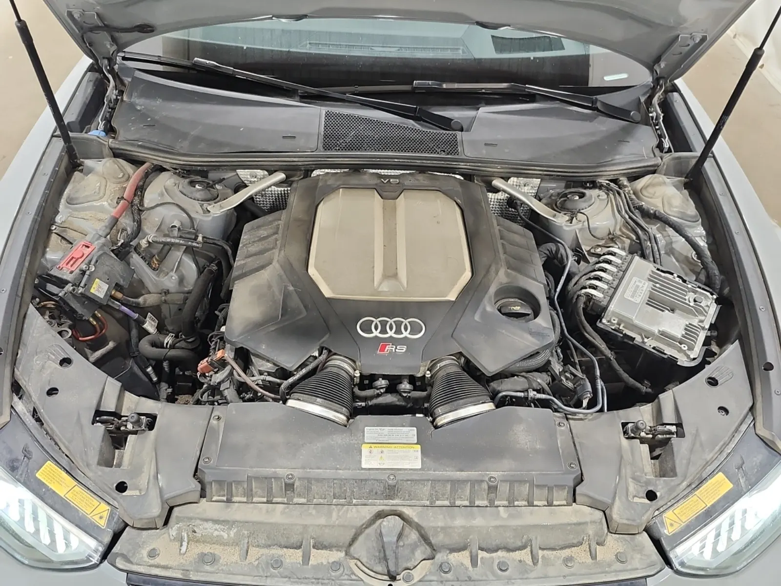 Engine Photo