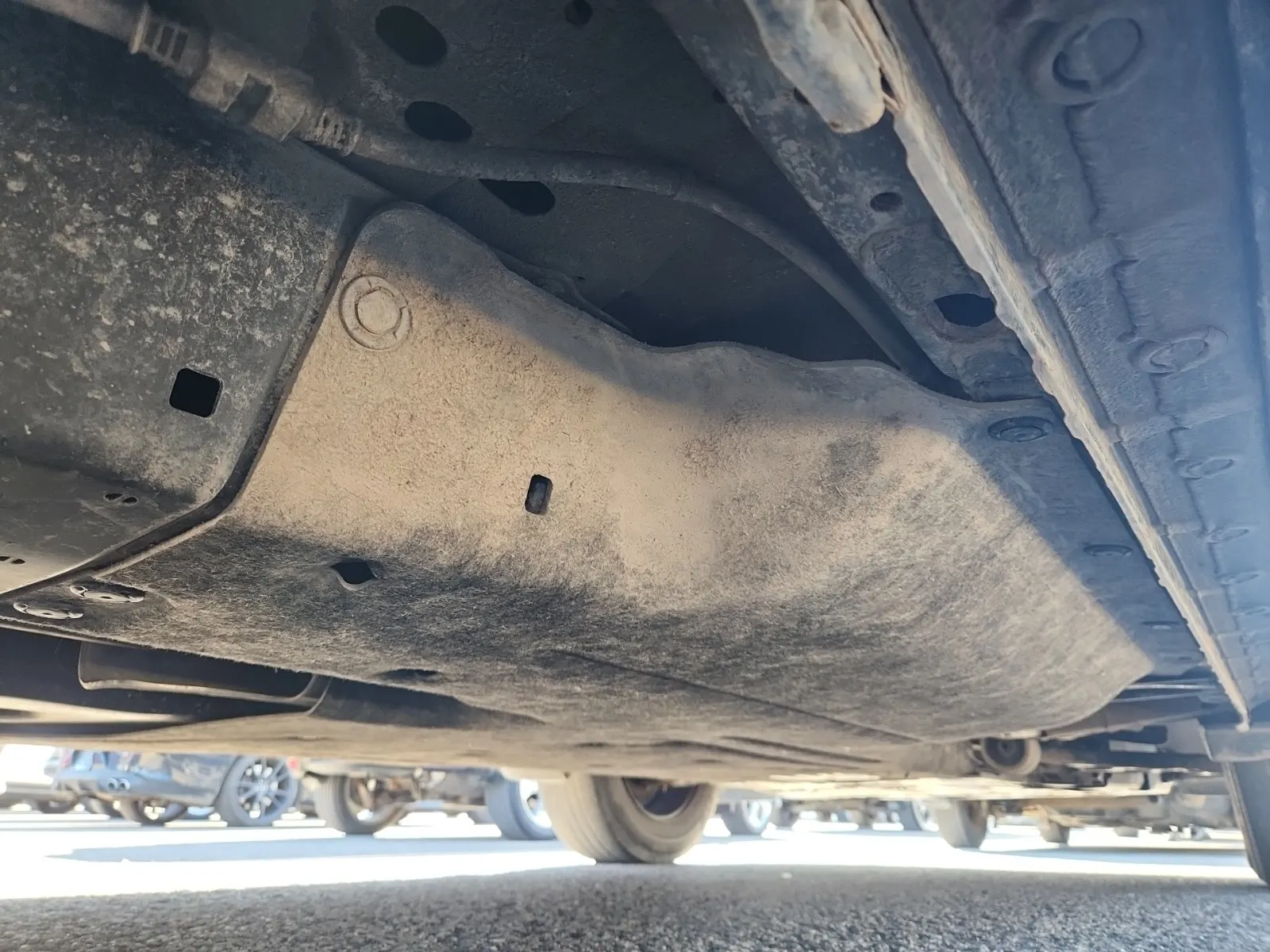 Undercarriage - Passenger Photo