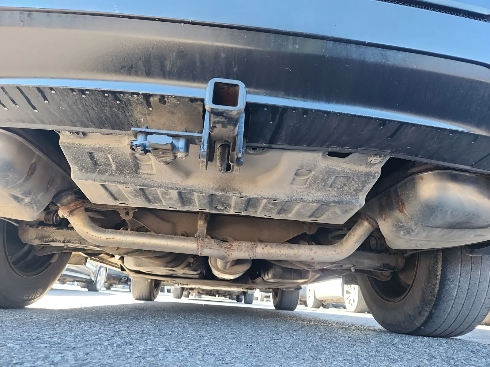 Undercarriage - Rear Photo