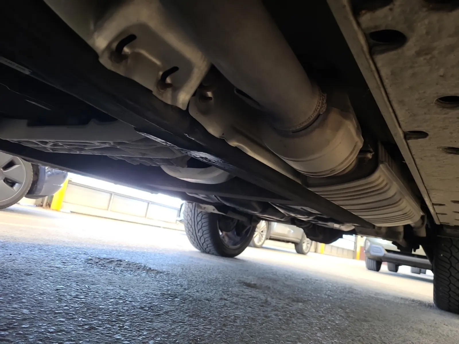 Undercarriage - Driver Photo