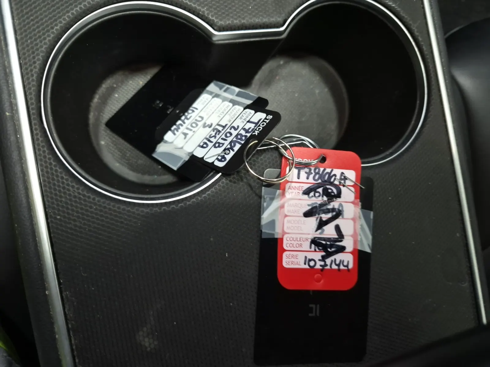 Keys/Fobs/Manual Photo