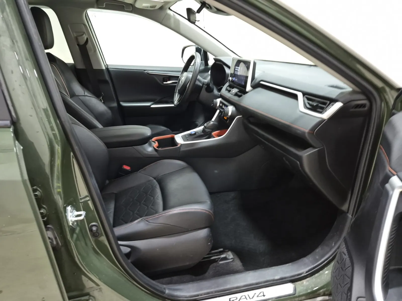 Right Side Interior Photo