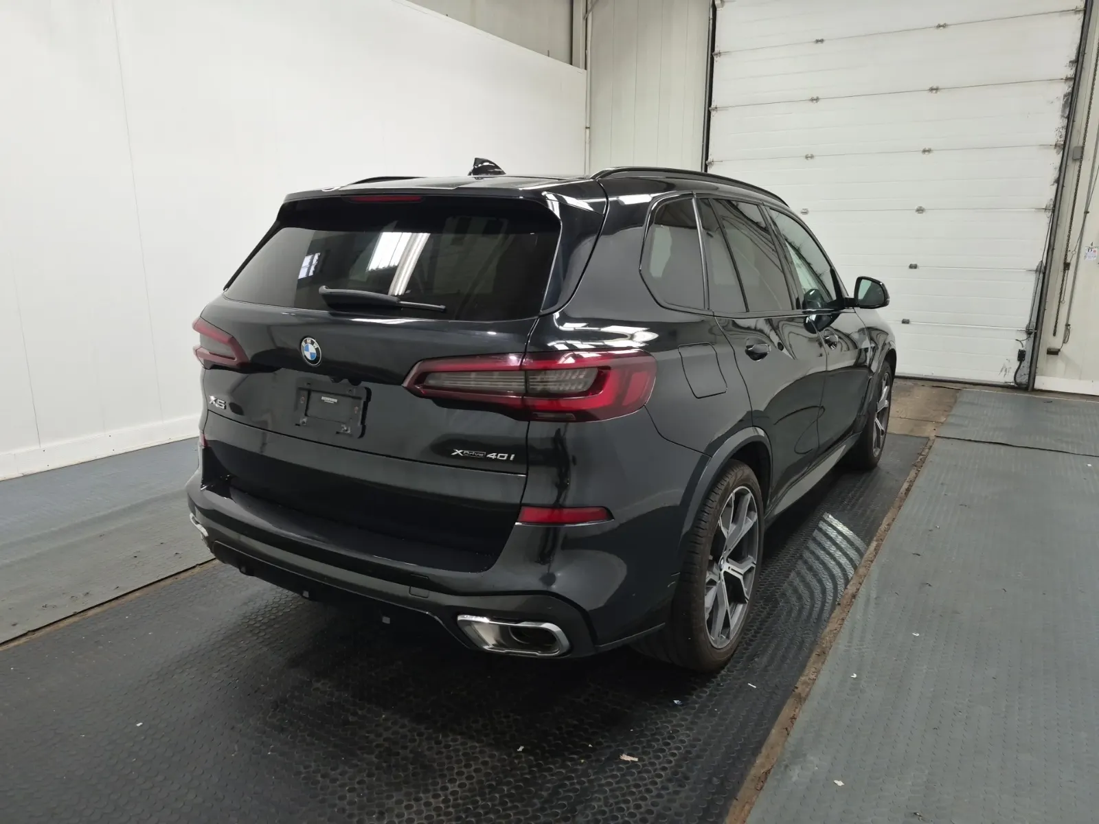 Passenger Rear 3/4 Photo