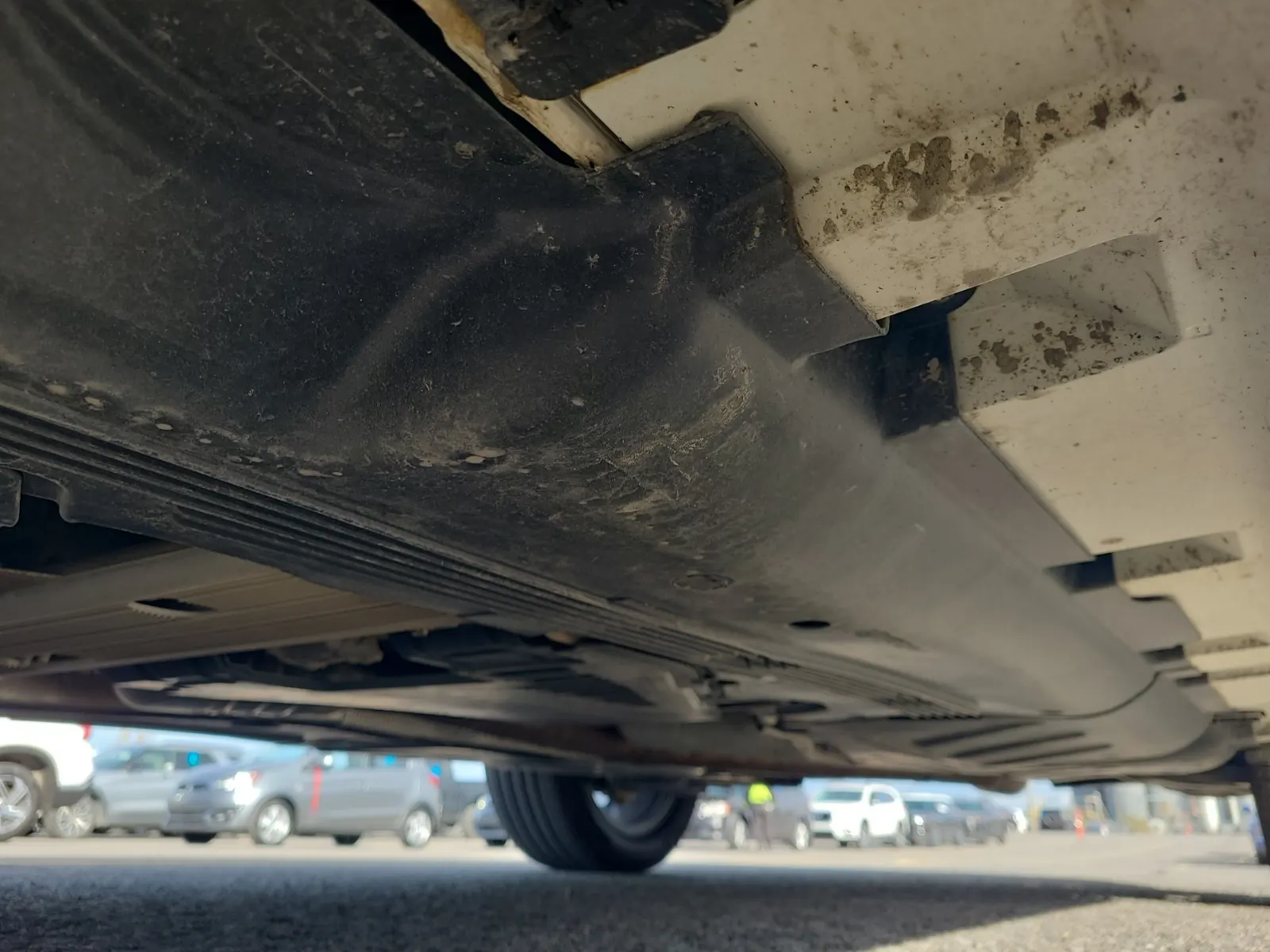 Undercarriage - Driver Photo