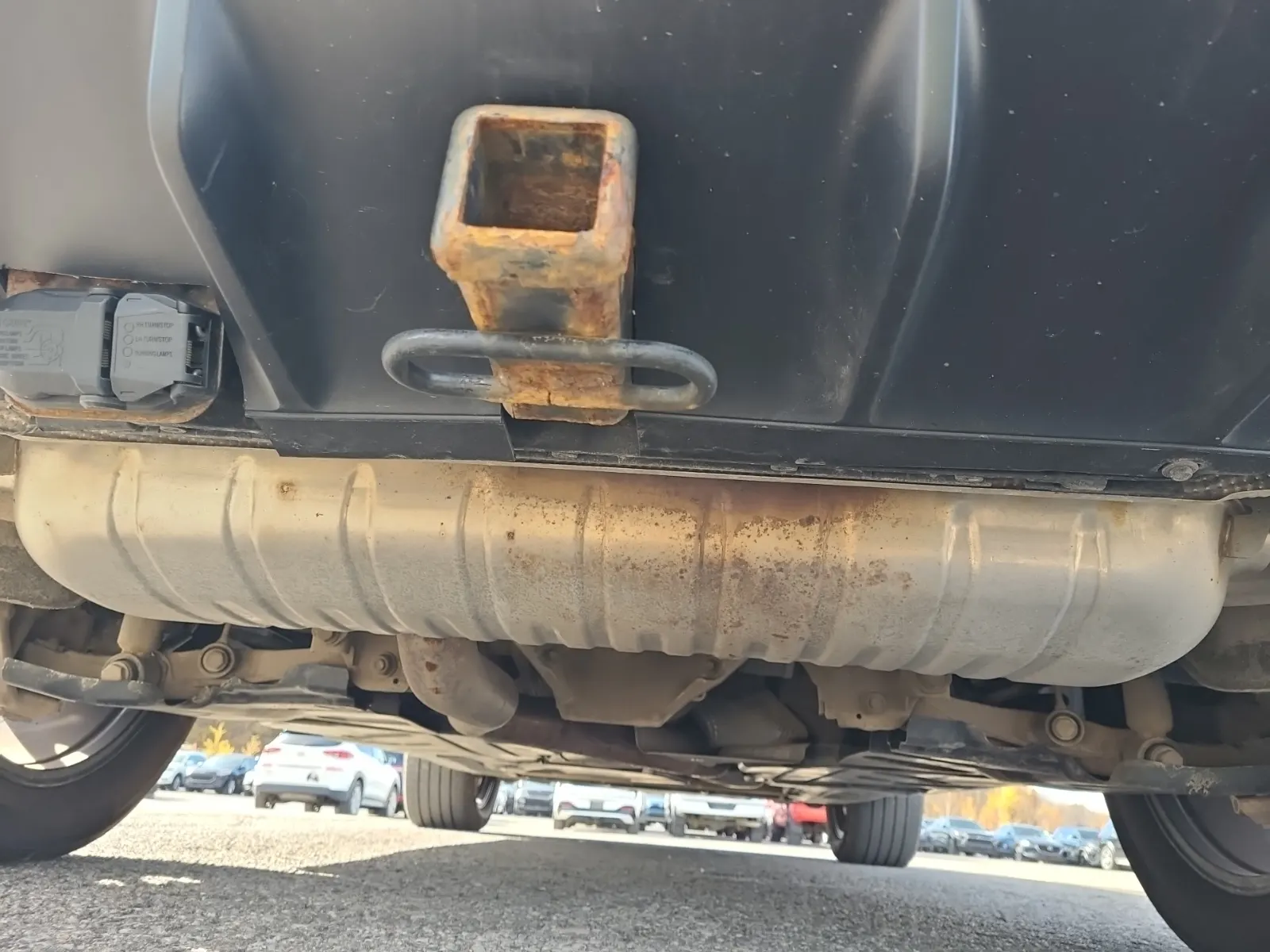Undercarriage - Rear Photo