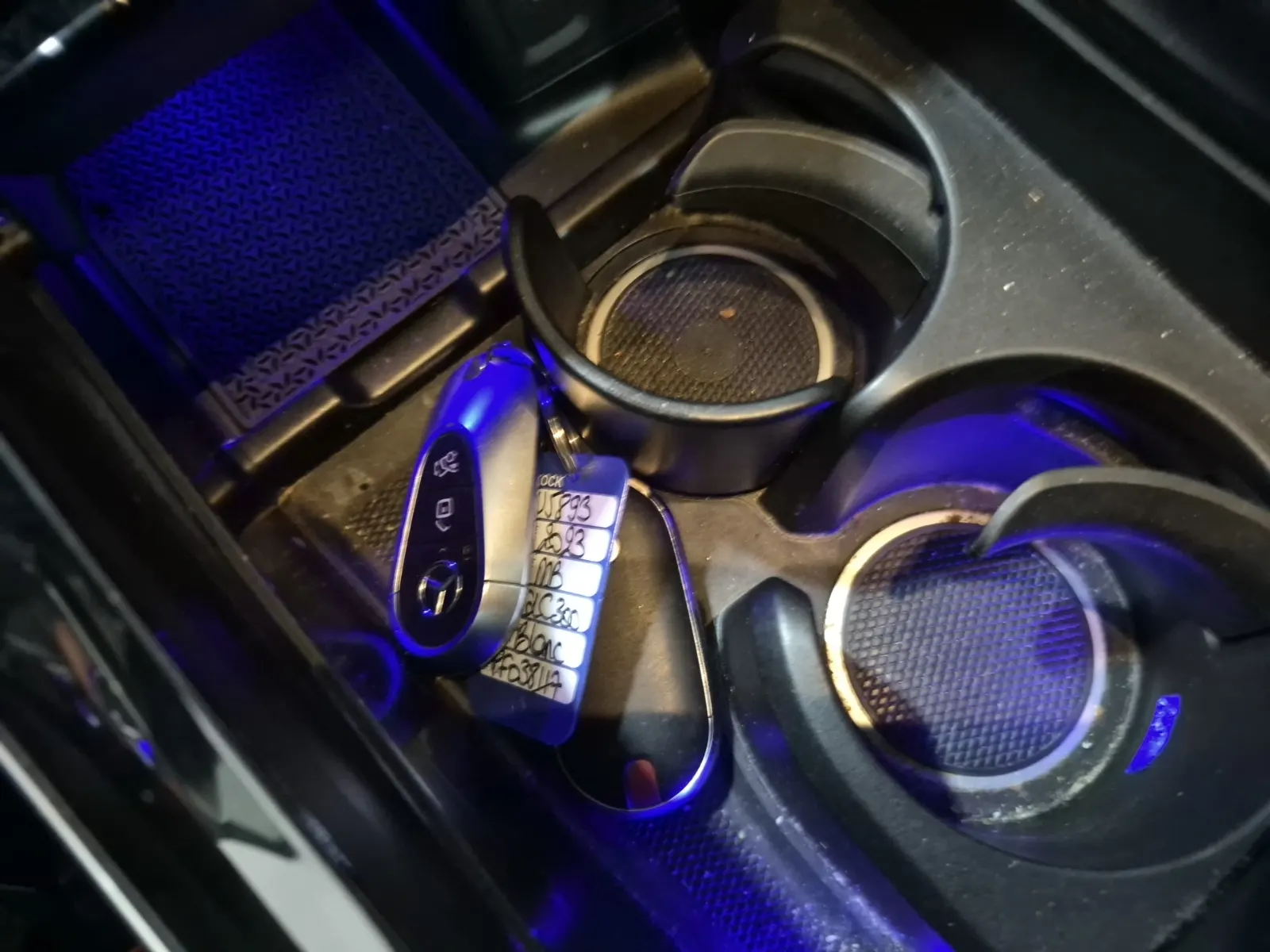 Keys/Fobs/Manual Photo