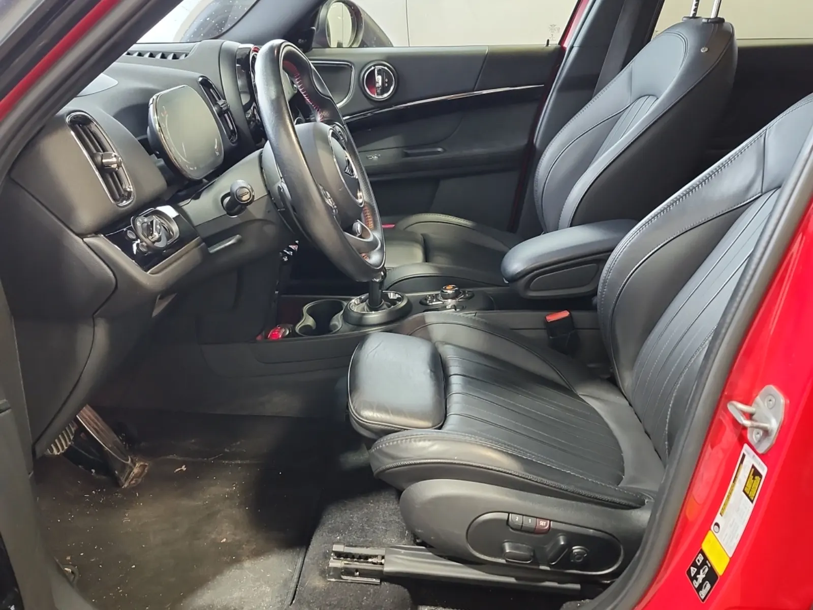 Front Interior Photo