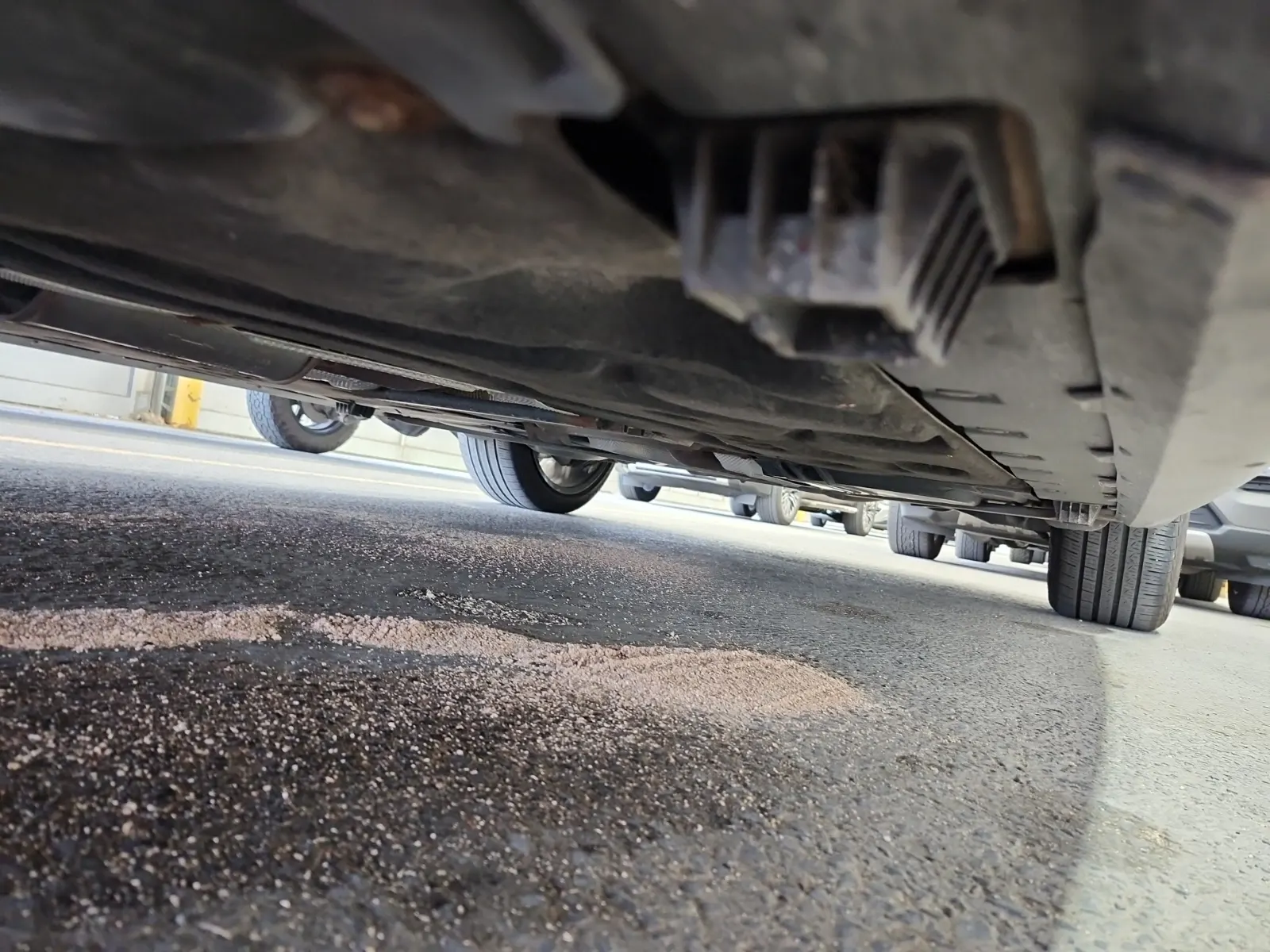 Undercarriage - Driver Photo