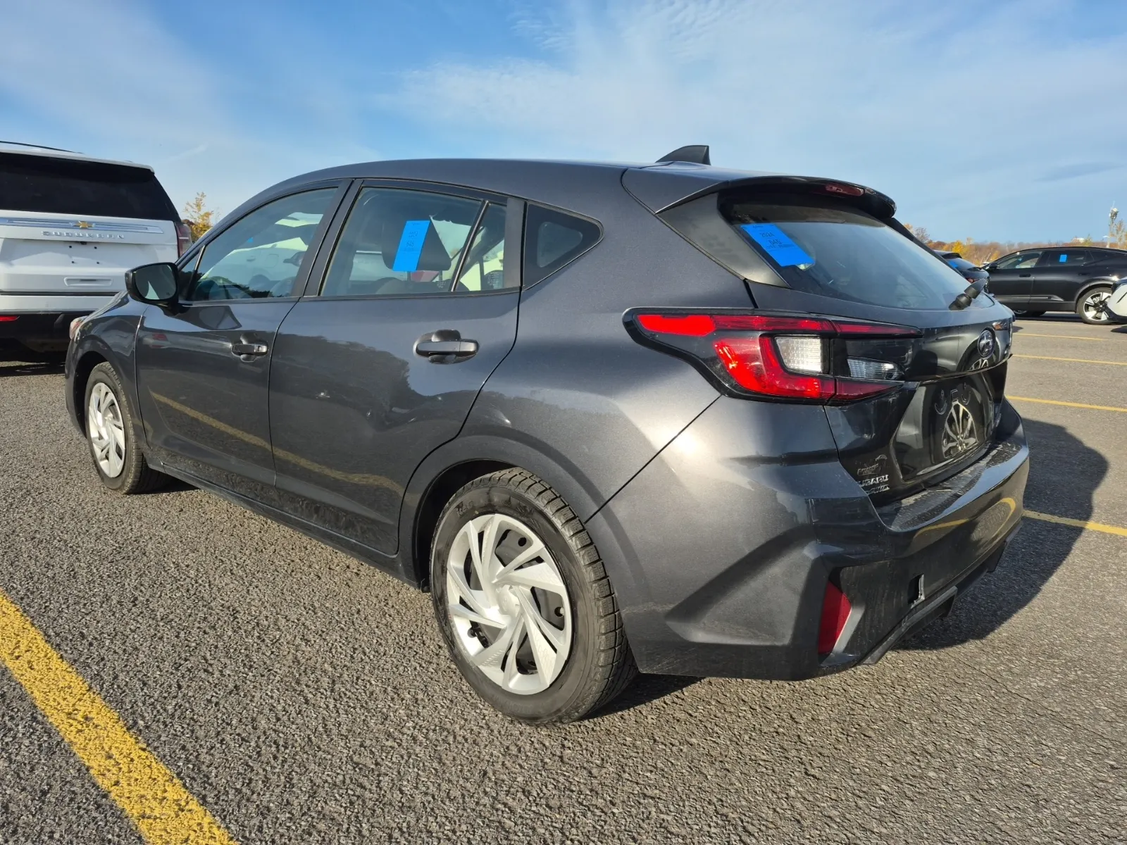Driver Rear 3/4 Photo
