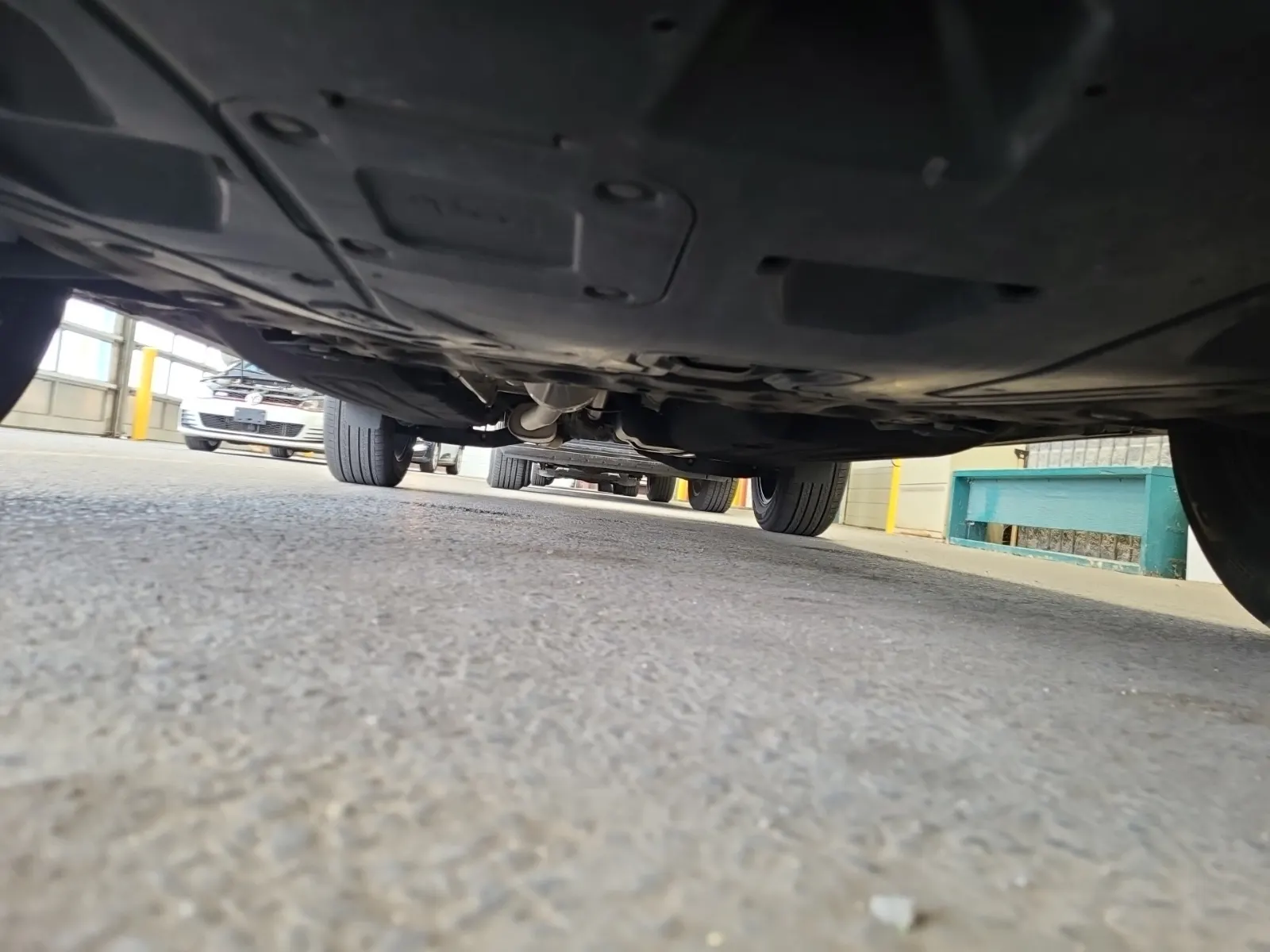 Undercarriage - Front Photo
