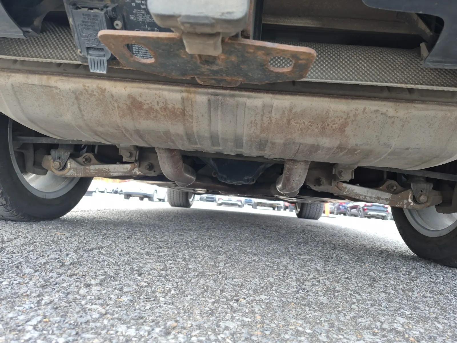 Undercarriage - Rear Photo
