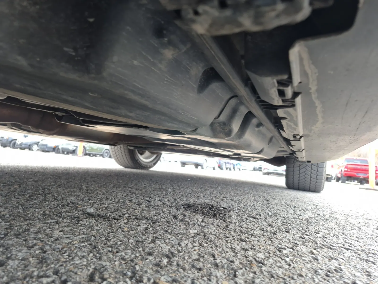 Undercarriage - Passenger Photo
