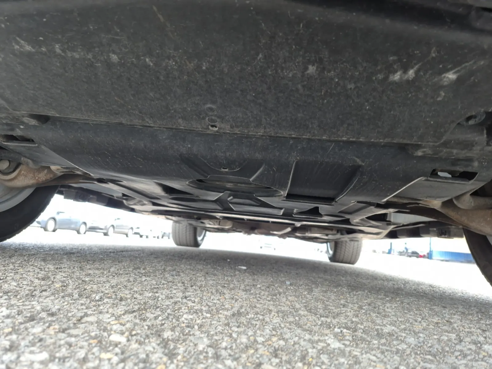 Undercarriage - Front Photo