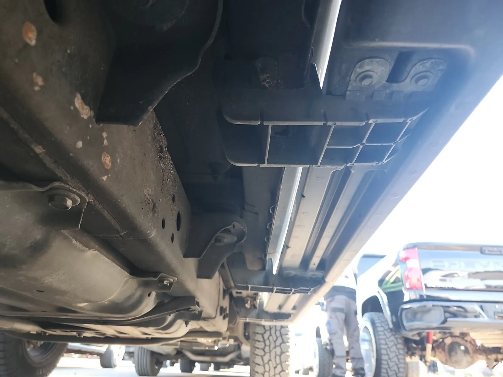 Undercarriage - Passenger Photo