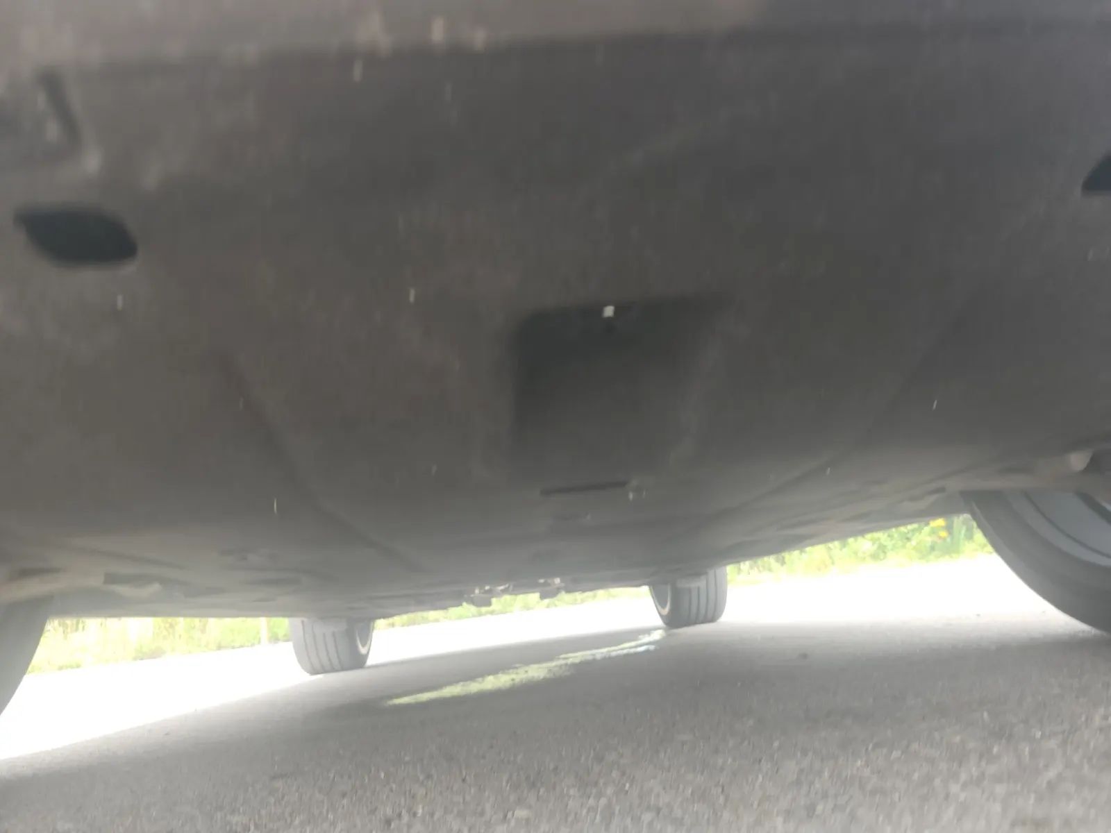 Undercarriage - Front Photo