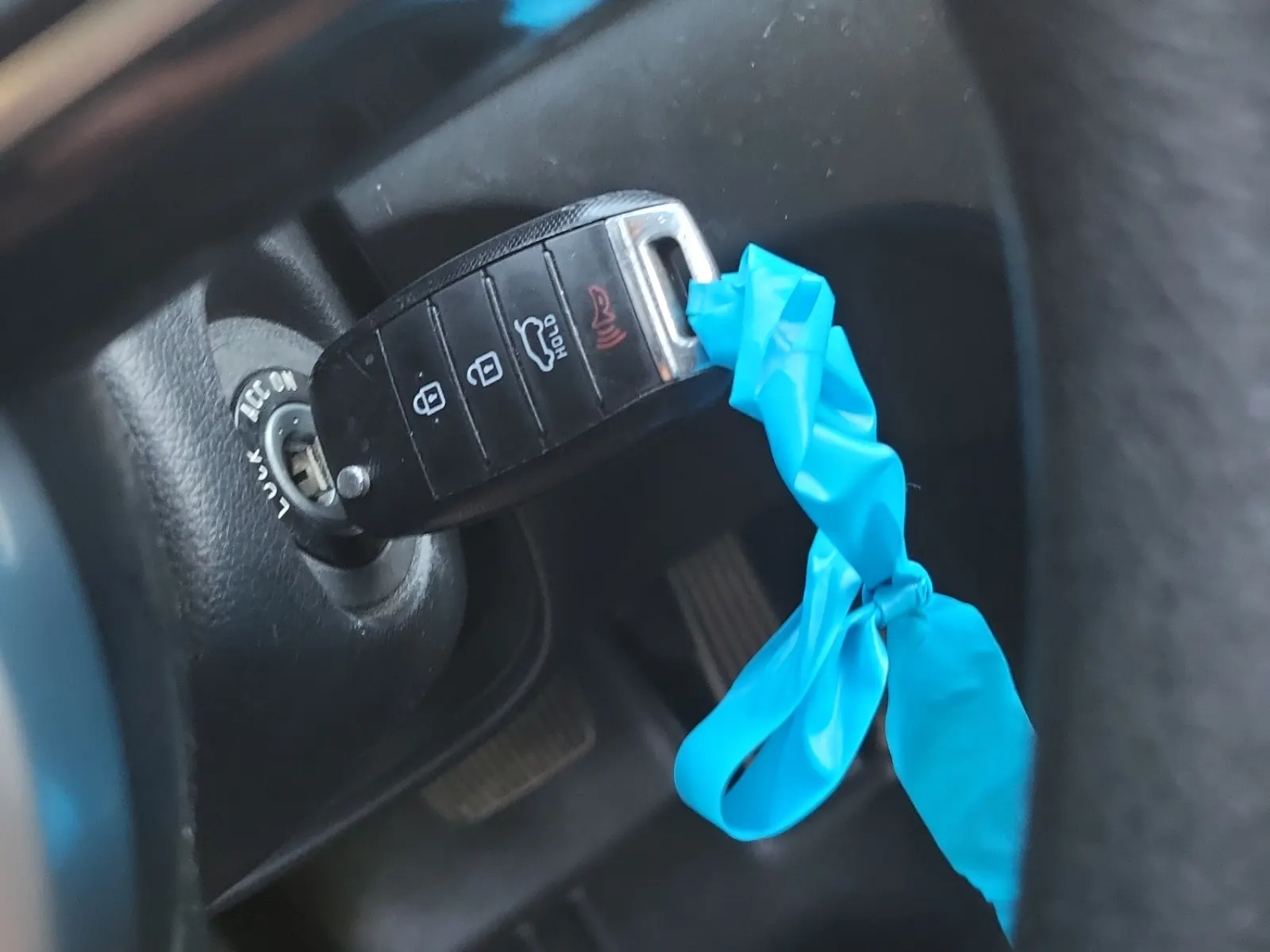 Keys/Fobs/Manual Photo