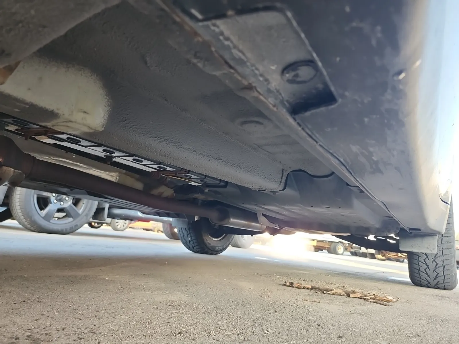 Undercarriage - Driver Photo