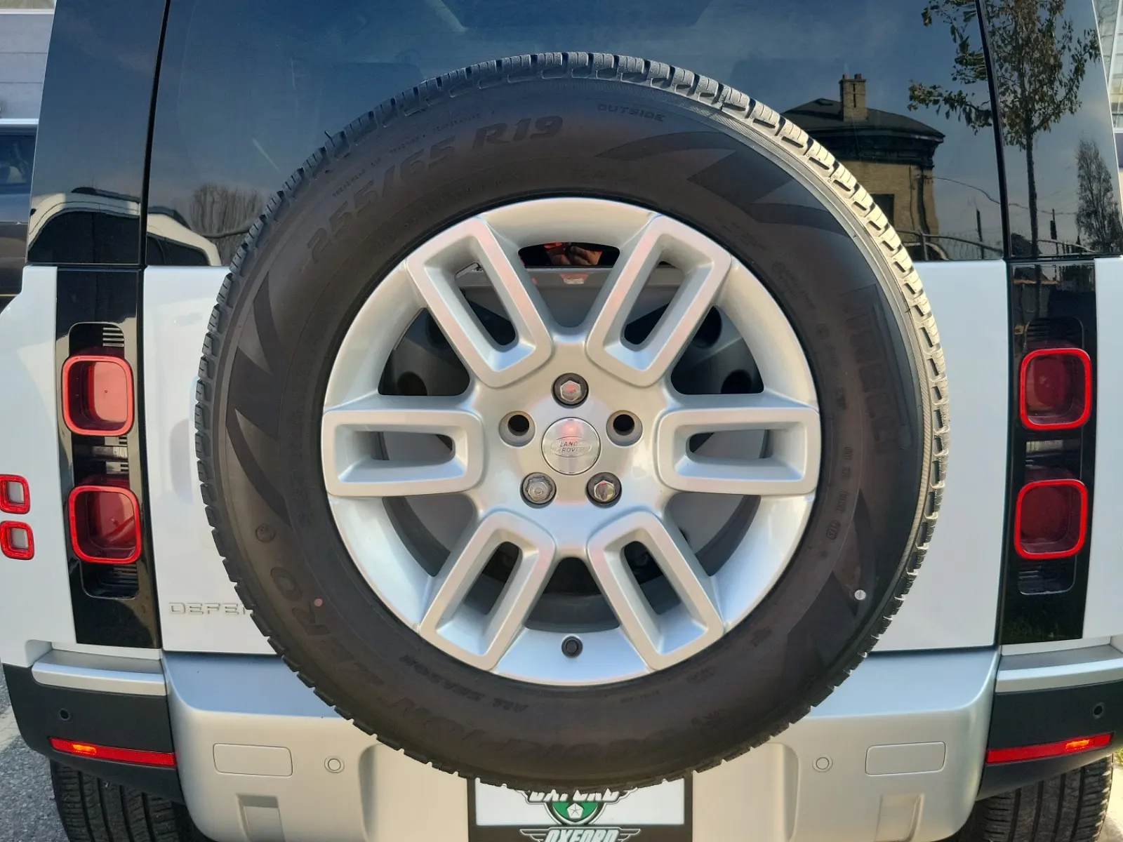 Spare Tire & Wheel Photo