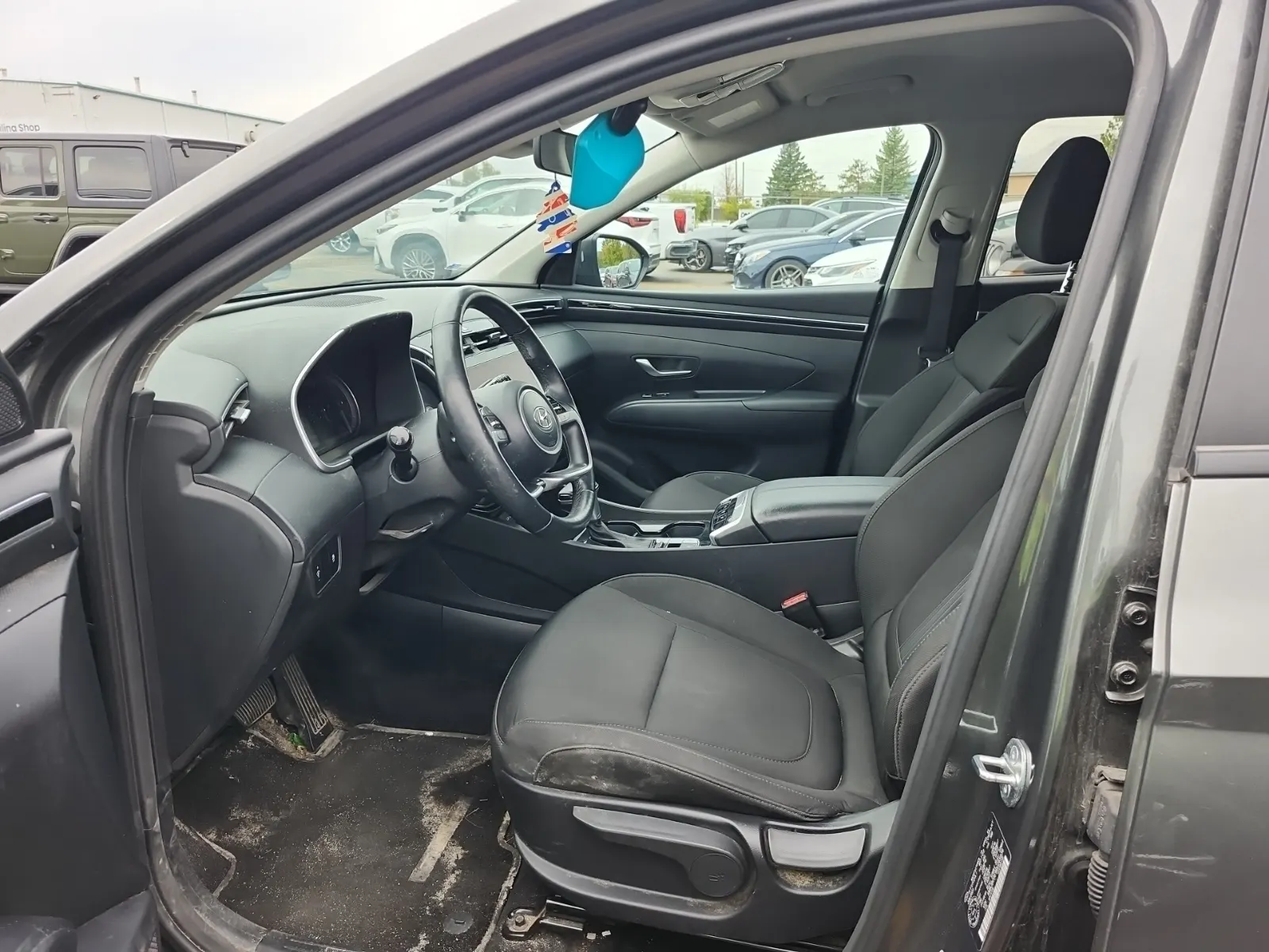 Front Interior Photo