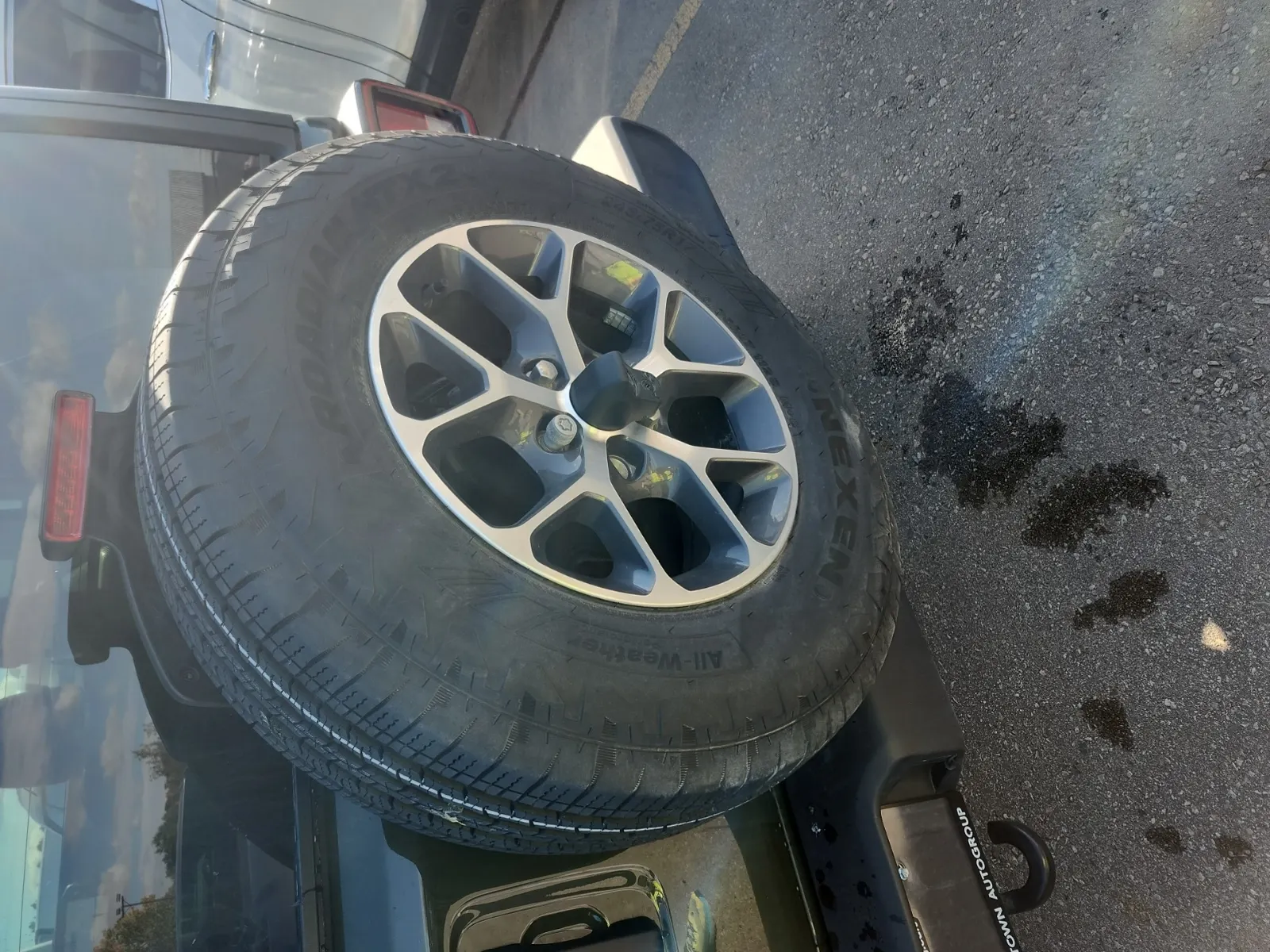 Spare Tire & Wheel Photo