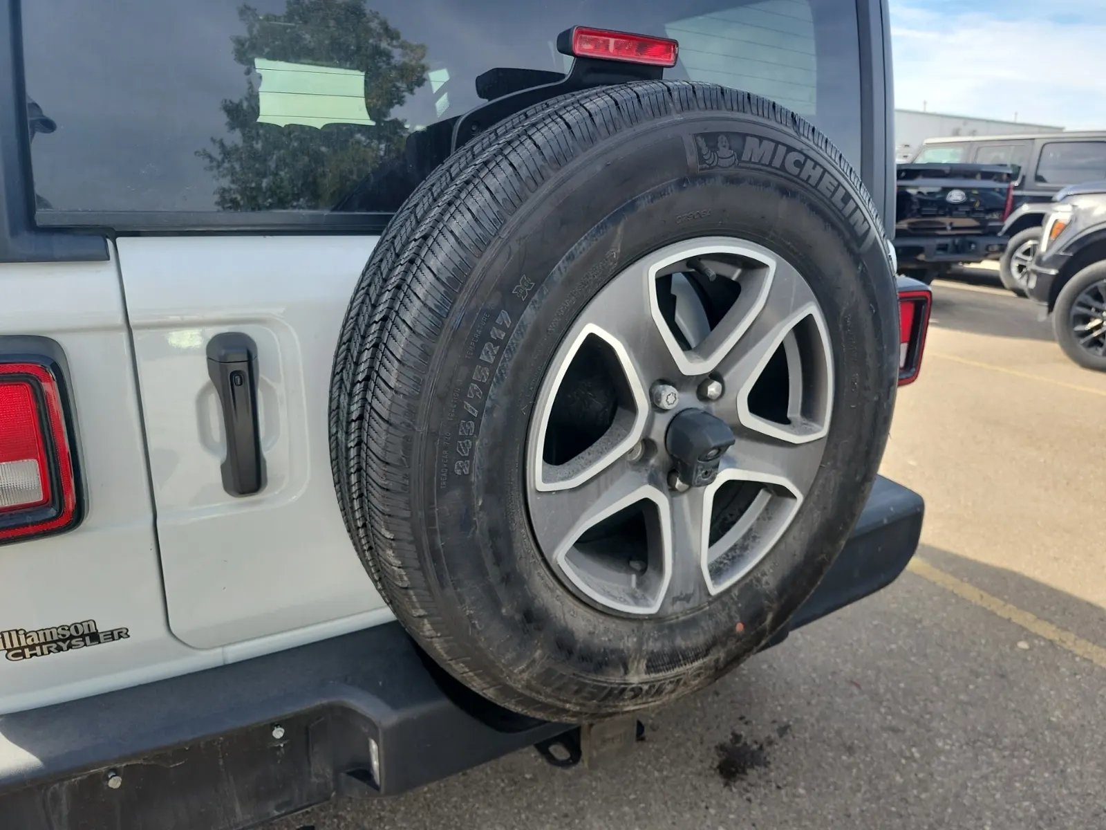 Spare Tire & Wheel Photo