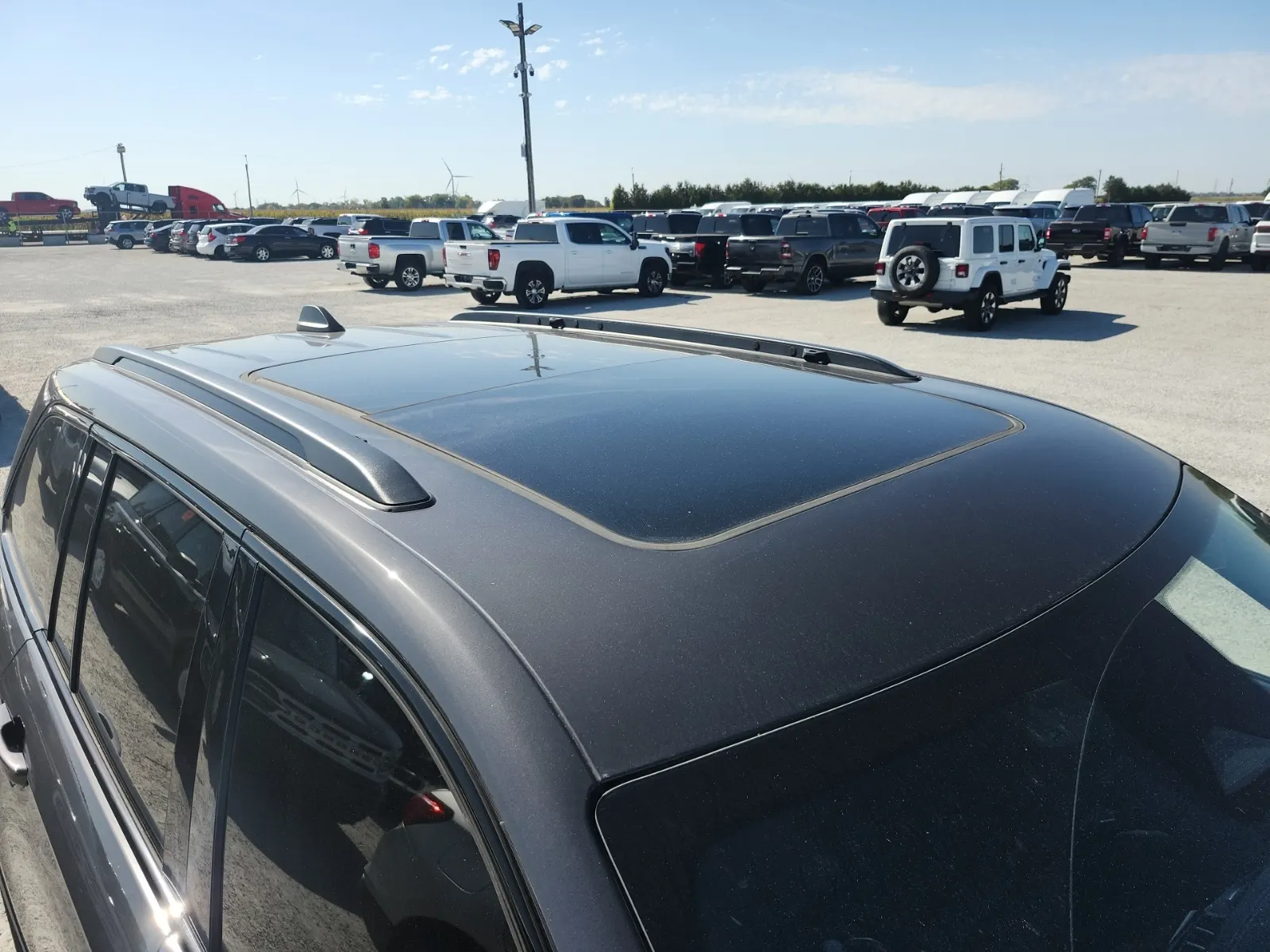 Exterior Roof Photo