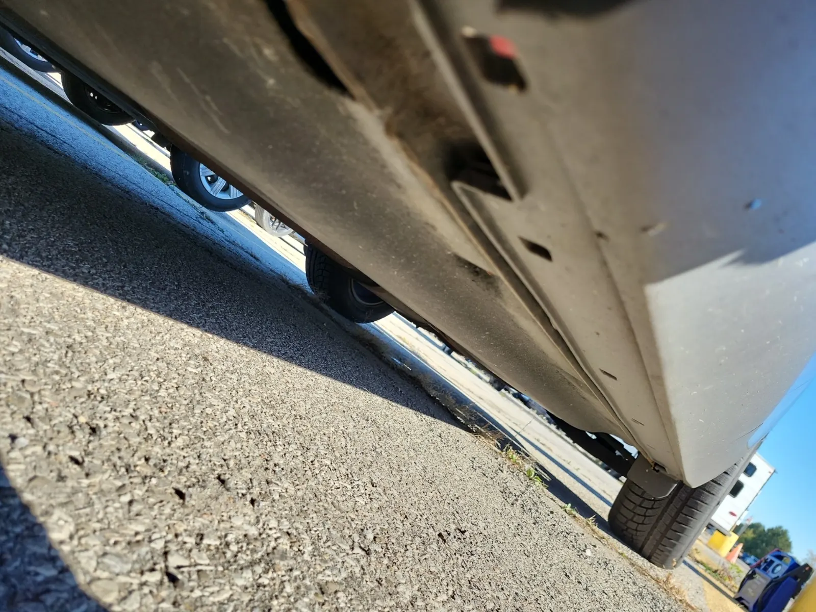 Undercarriage - Driver Photo