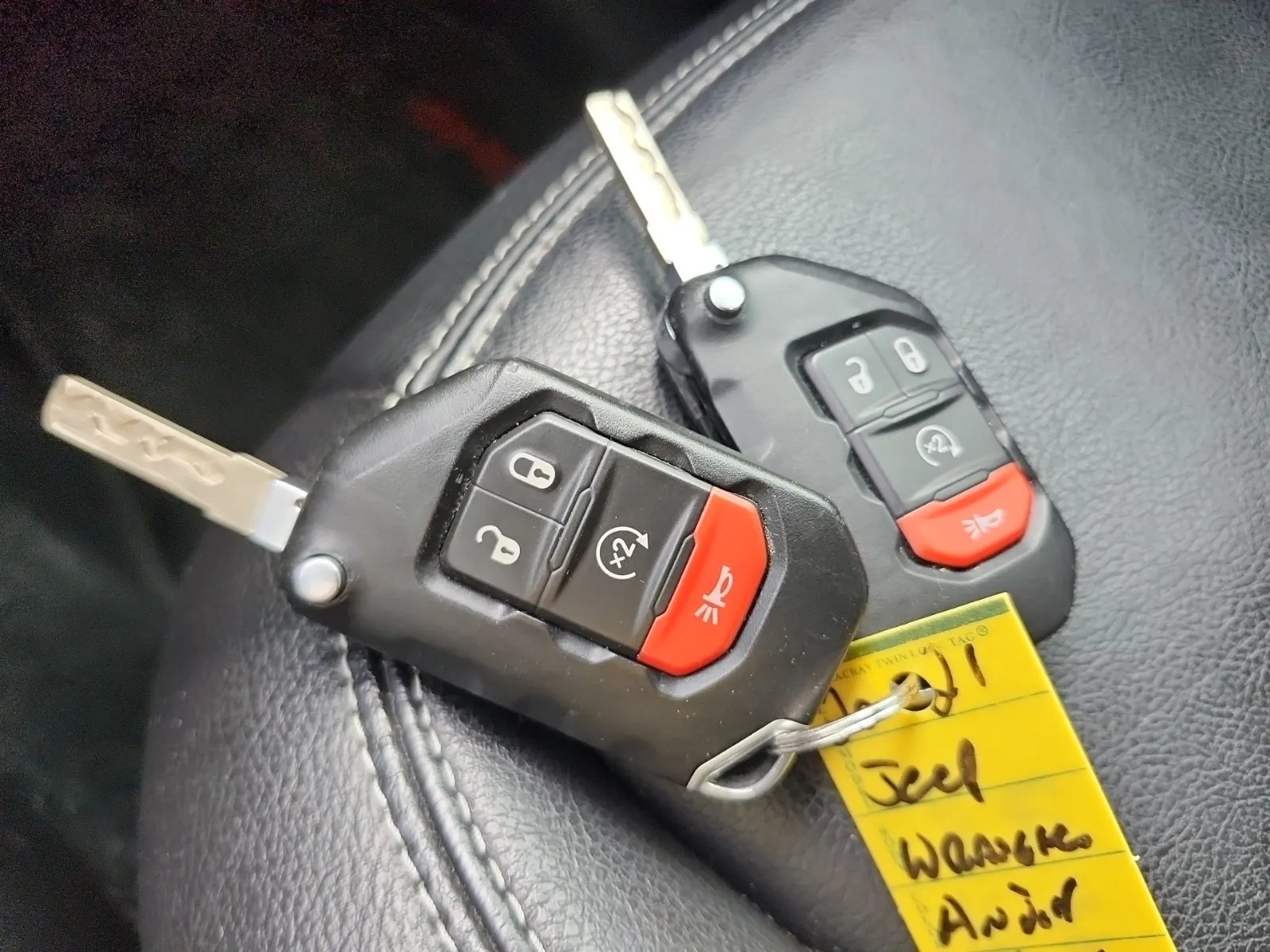 Keys/Fobs/Manual Photo