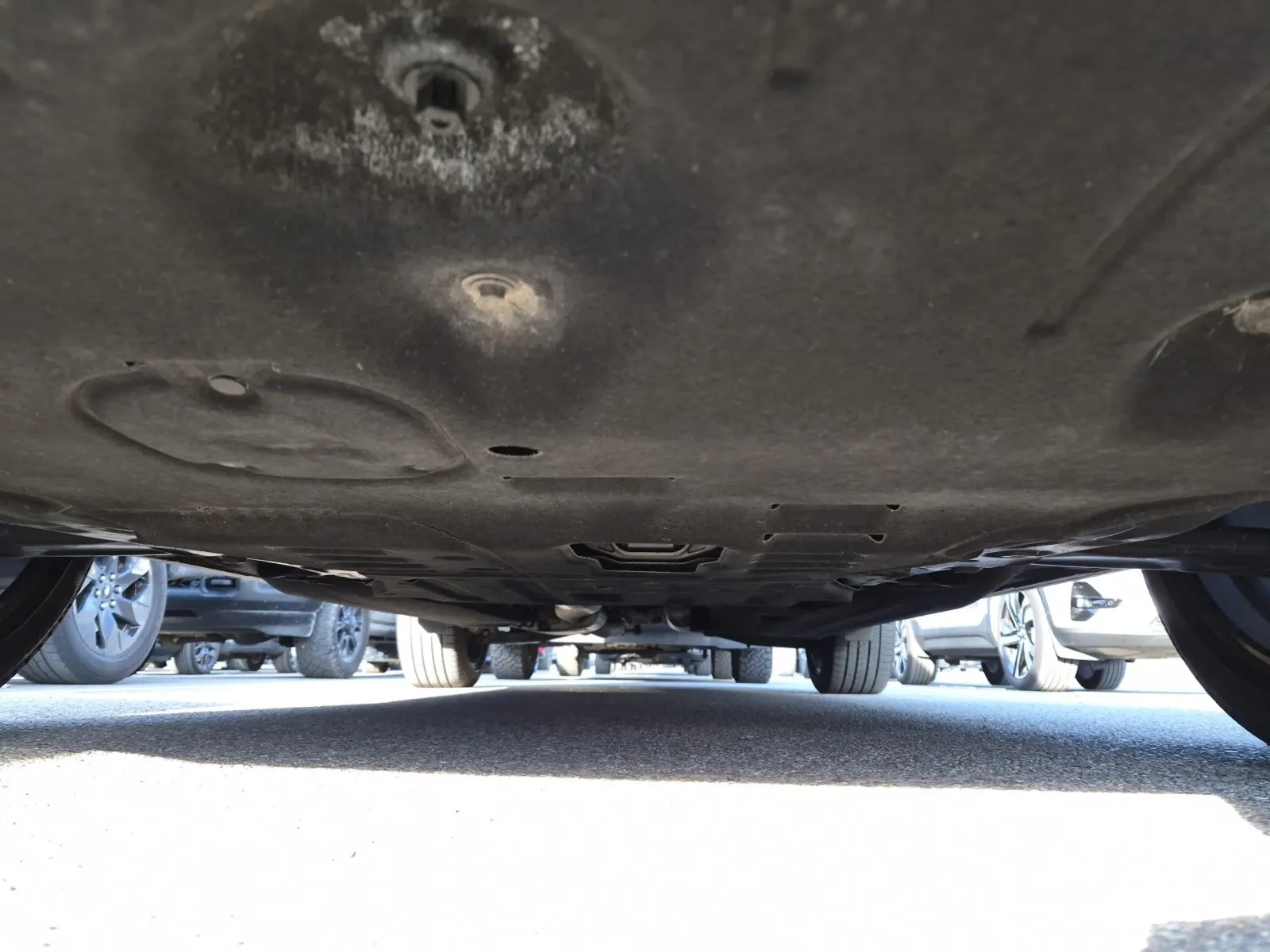 Undercarriage - Front Photo