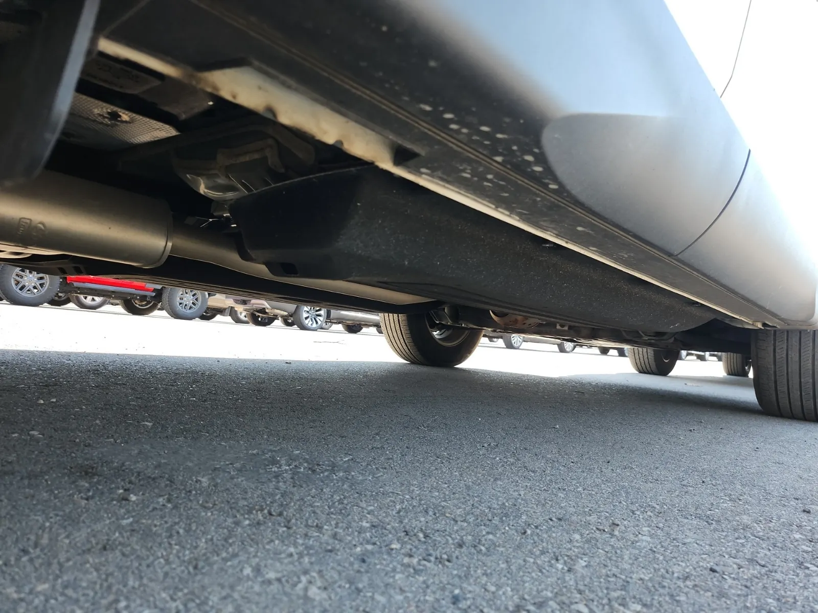 Undercarriage - Passenger Photo