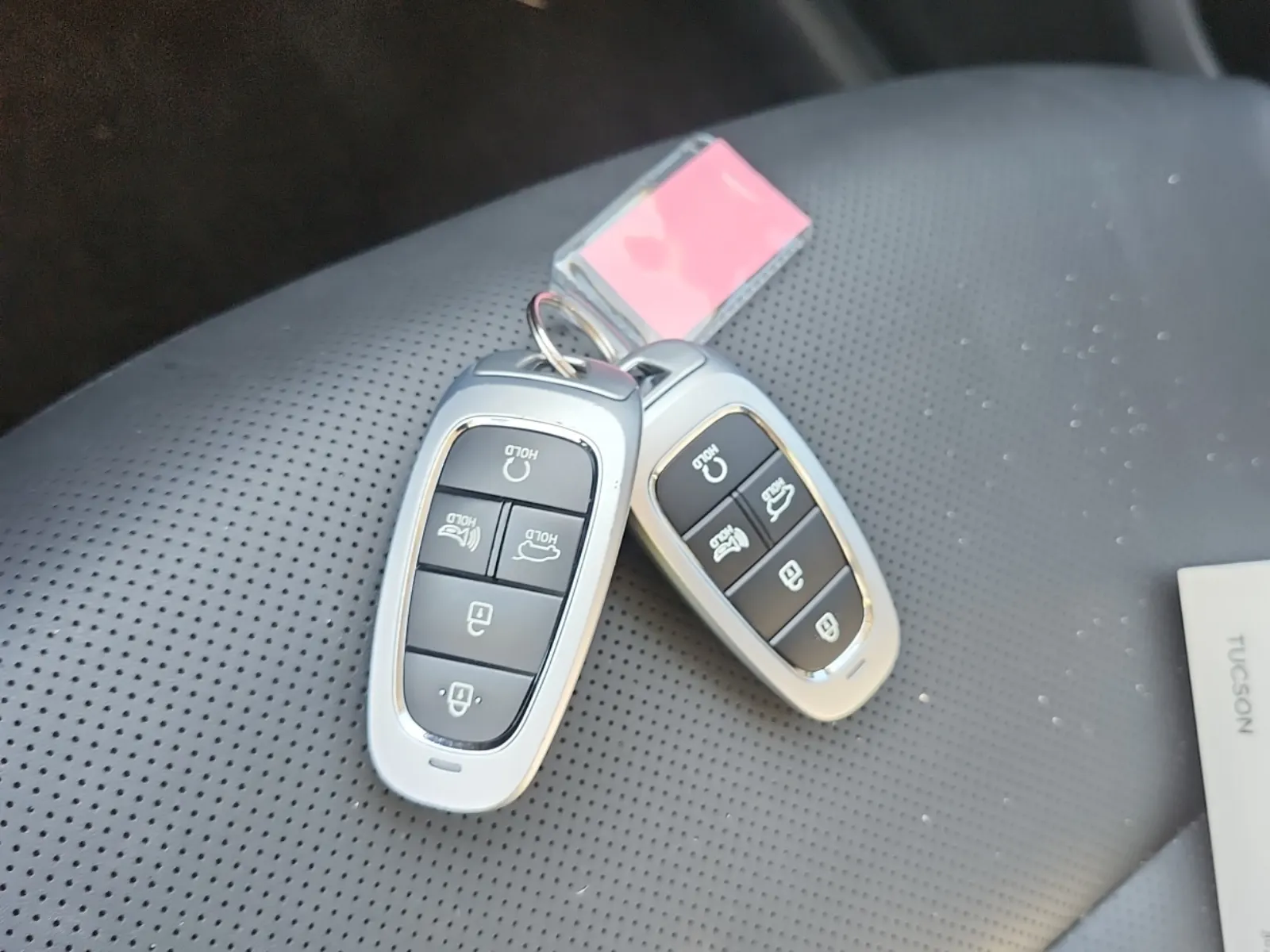 Keys/Fobs/Manual Photo