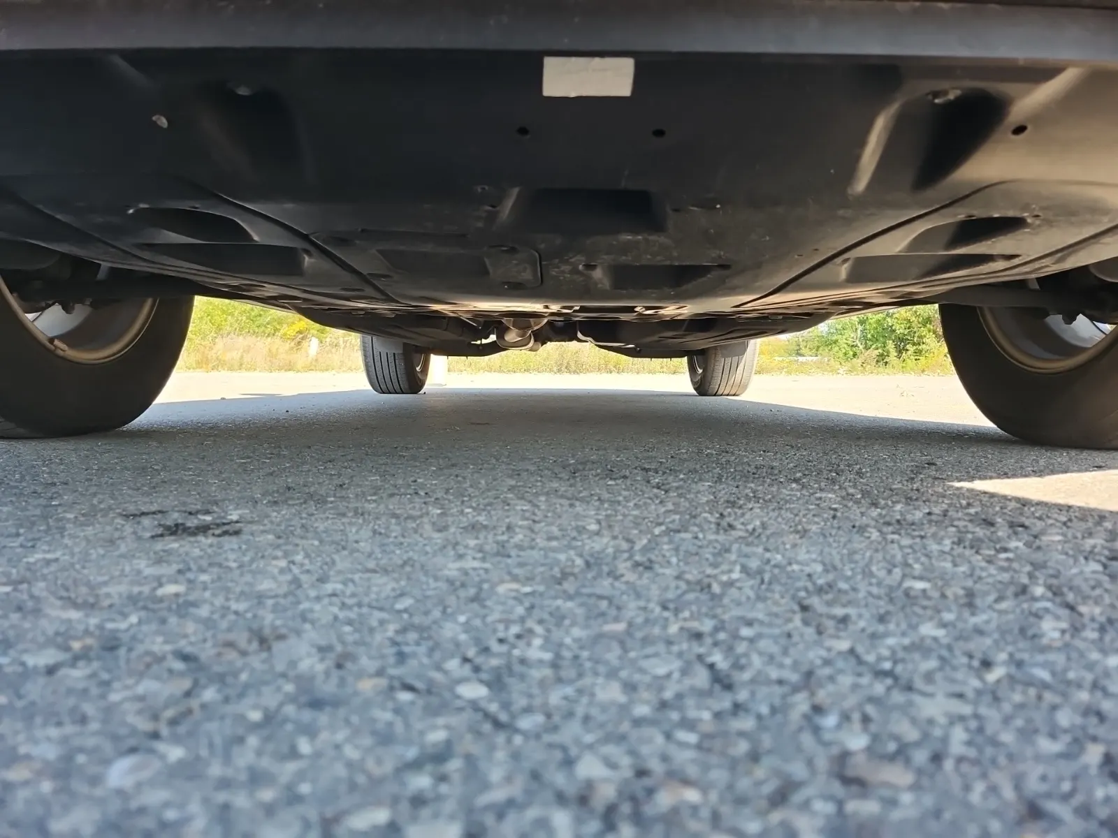 Undercarriage - Front Photo