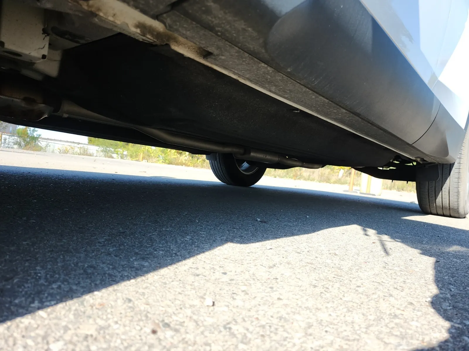 Undercarriage - Driver Photo