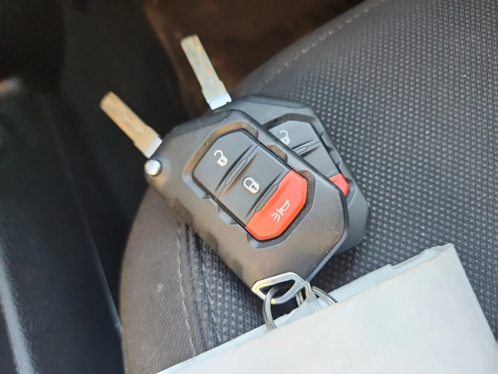 Keys/Fobs/Manual Photo