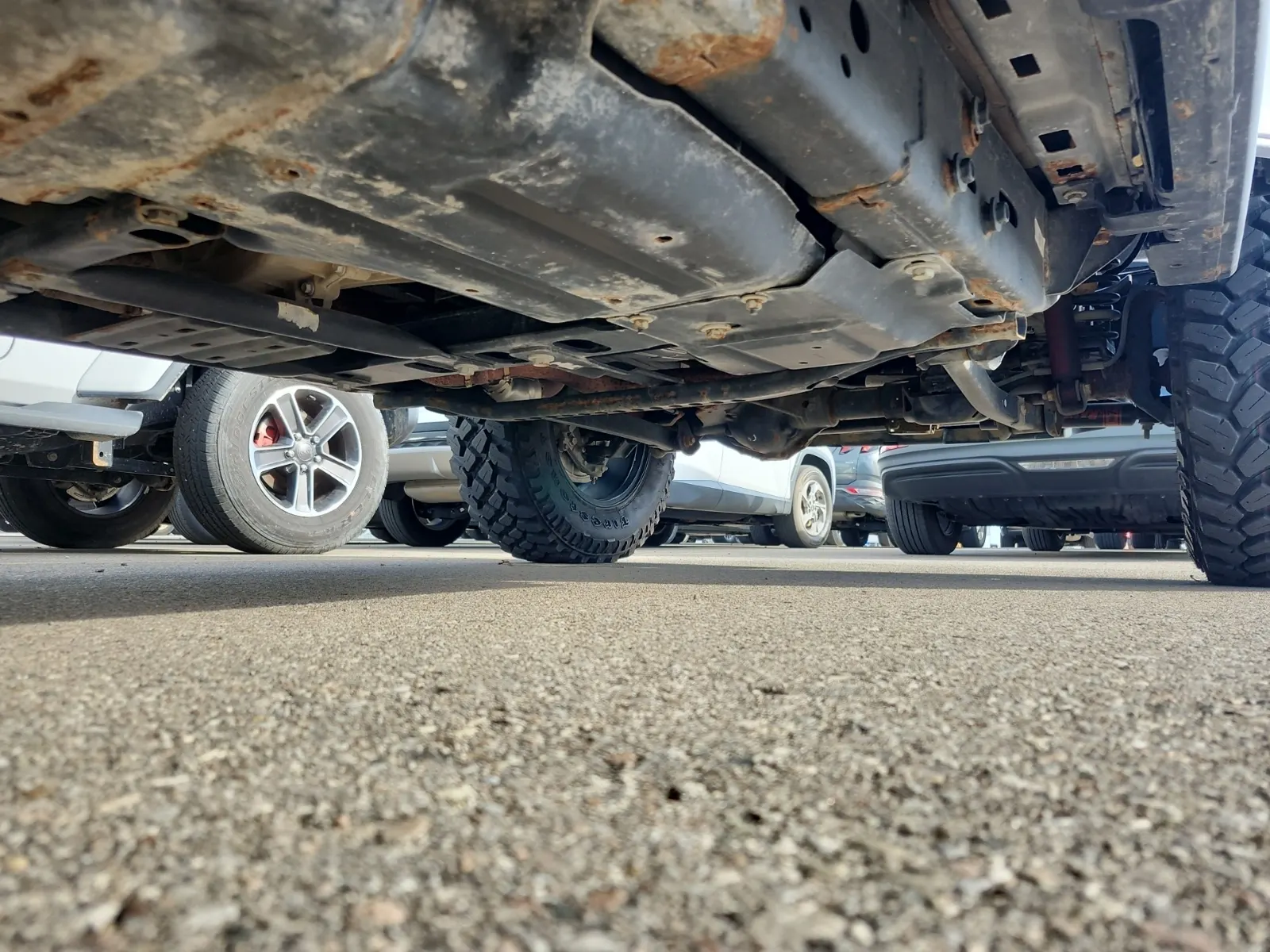 Undercarriage - Passenger Photo