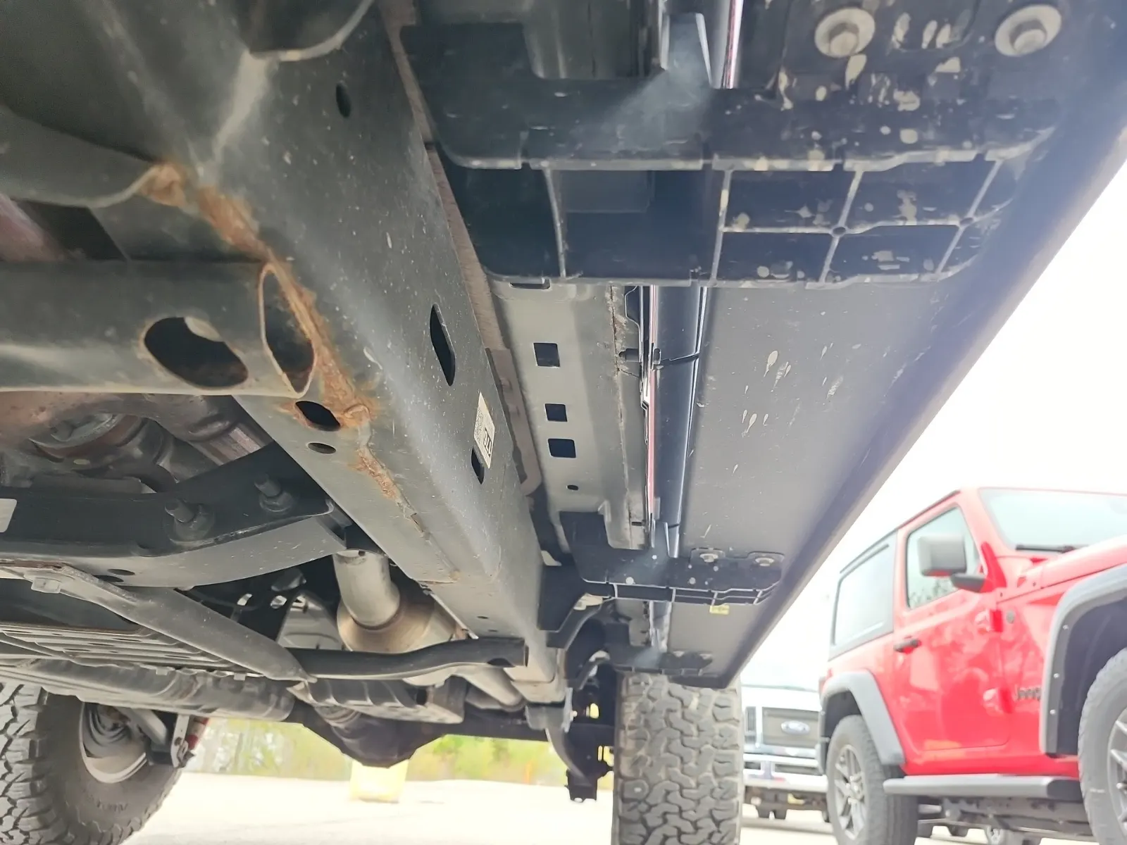 Undercarriage - Driver Photo