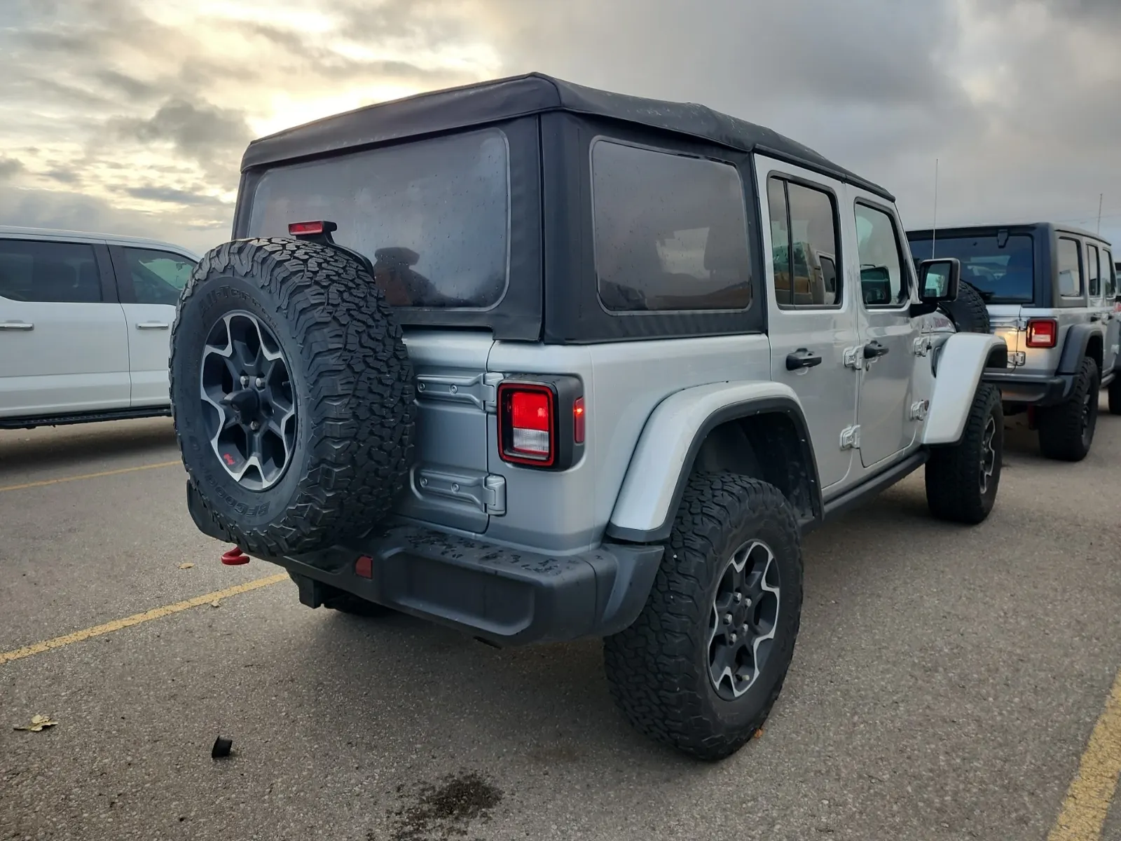 Passenger Rear 3/4 Photo