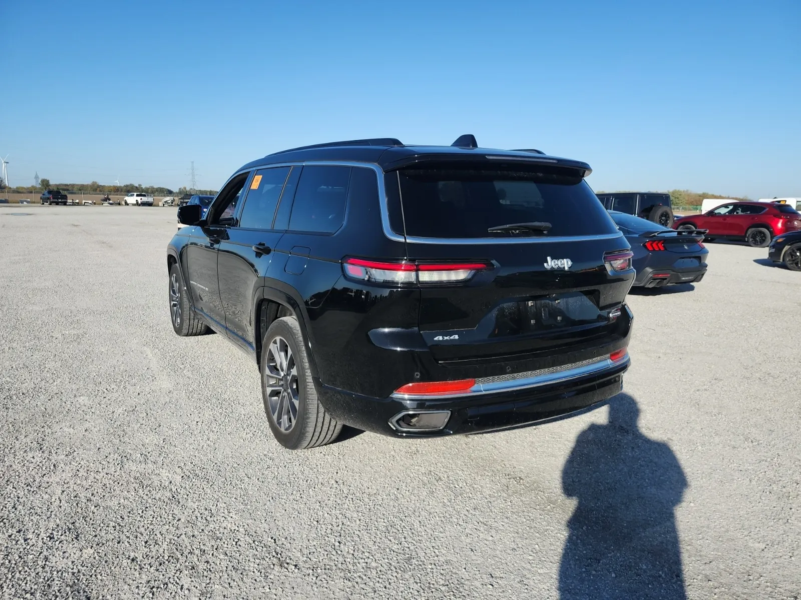 Driver Rear 3/4 Photo