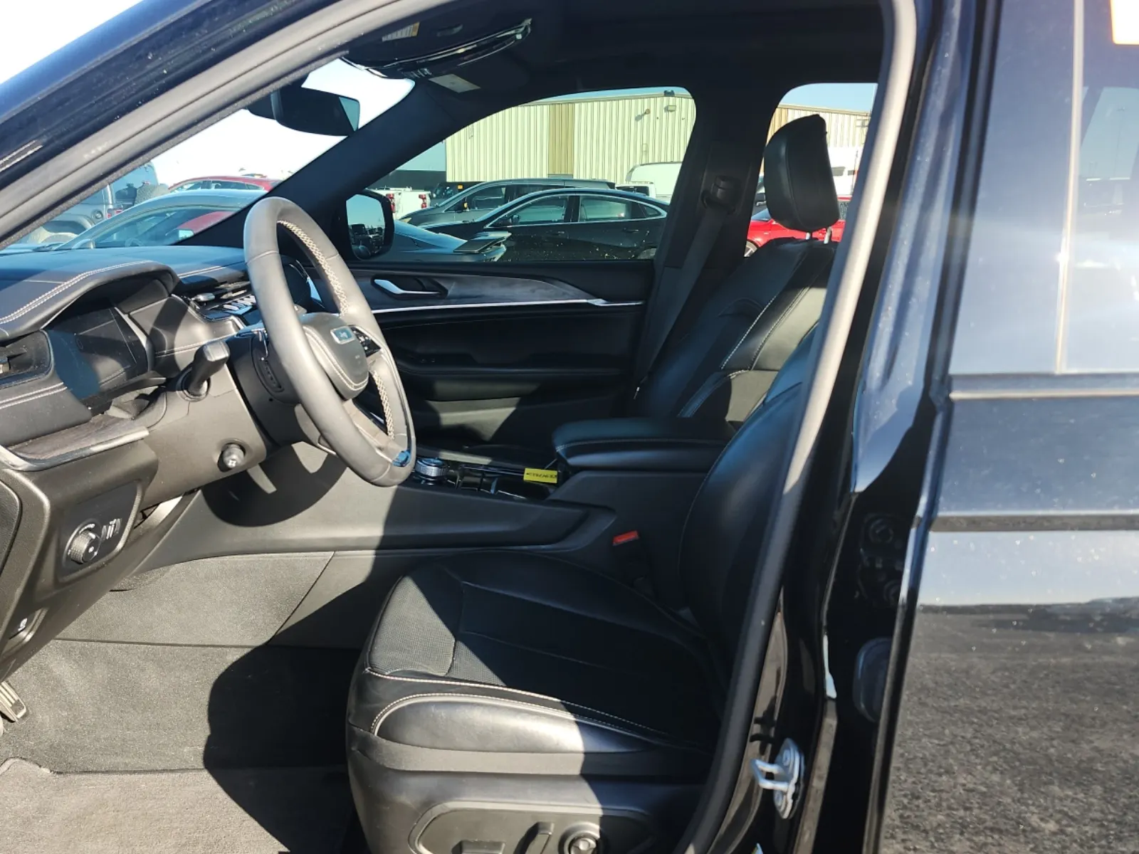 Front Interior Photo