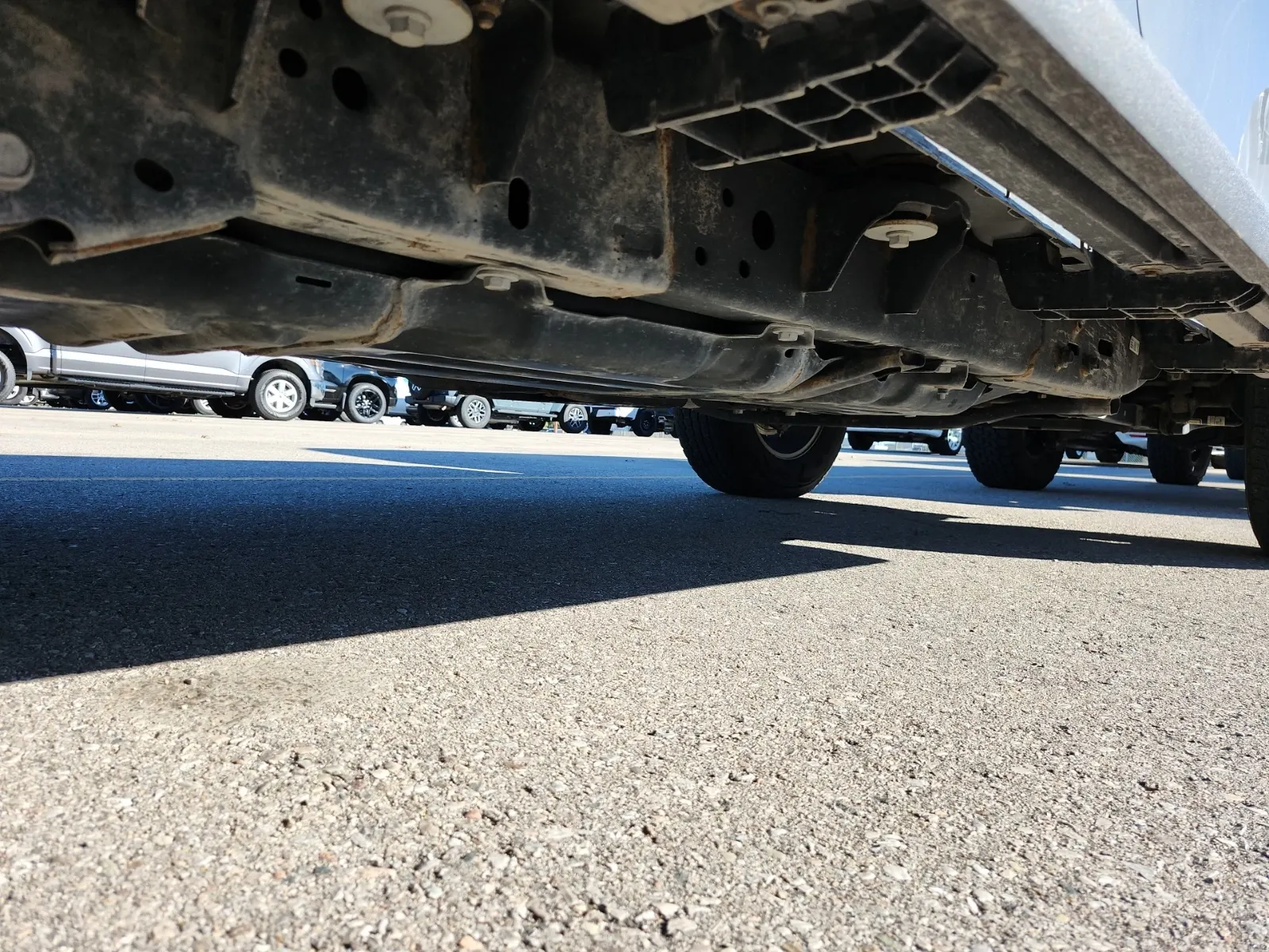 Undercarriage - Passenger Photo