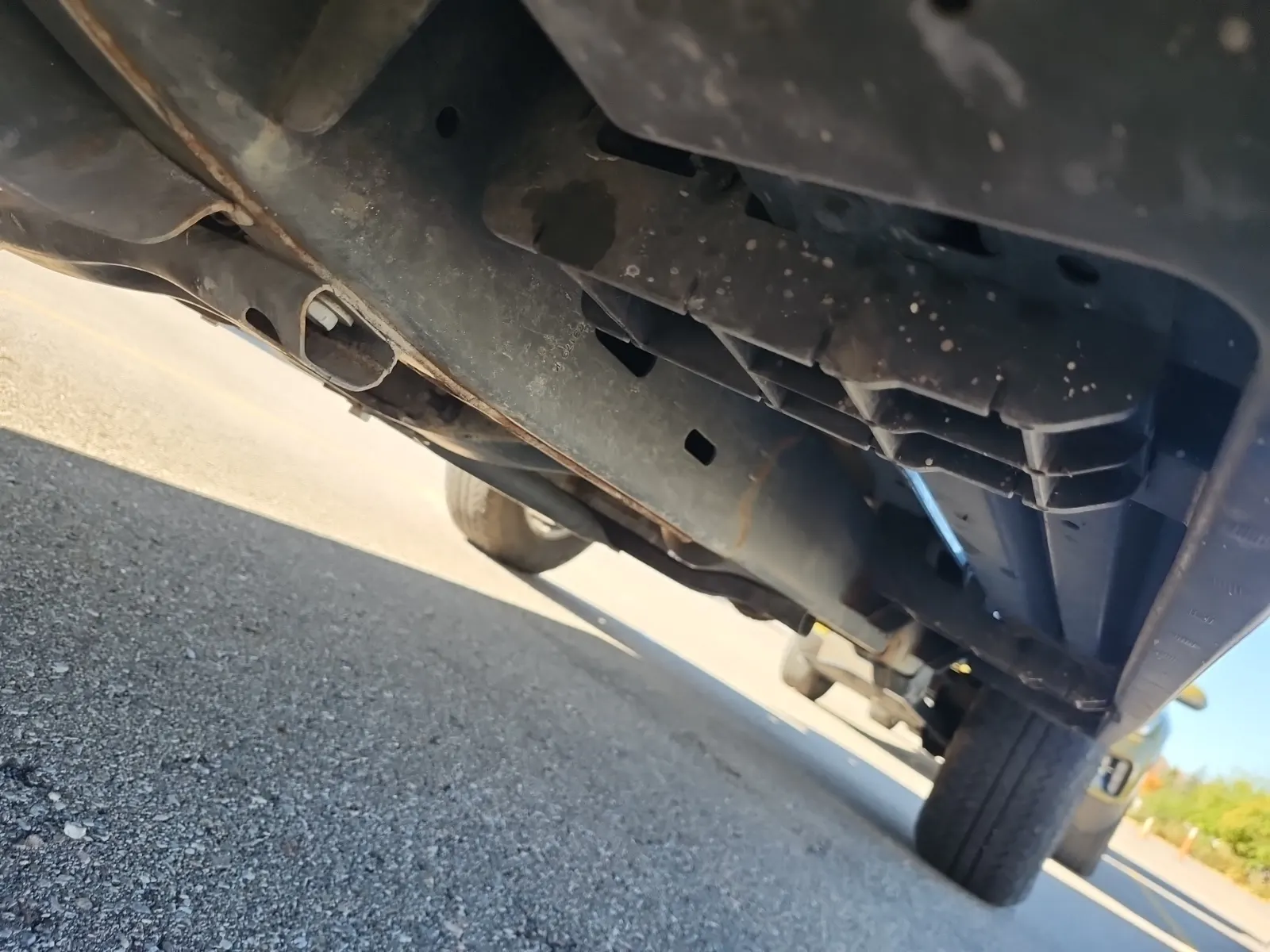 Undercarriage - Driver Photo