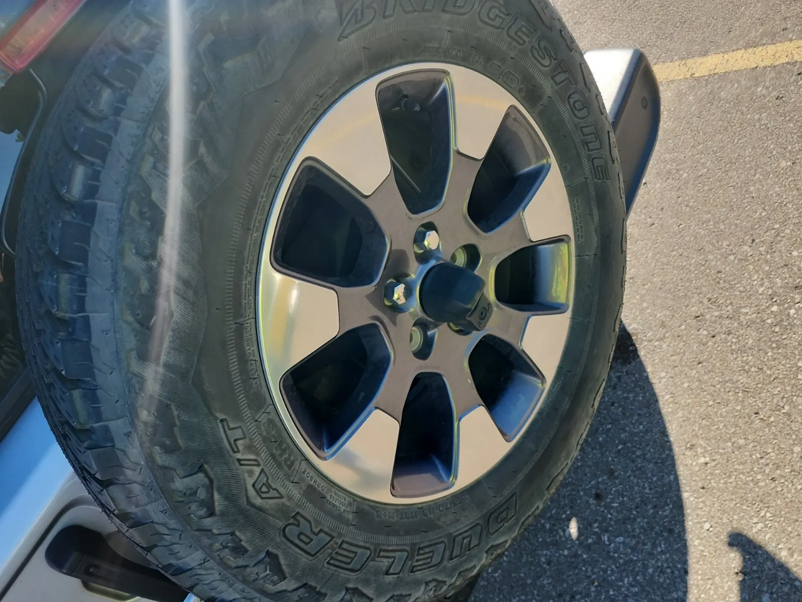Spare Tire & Wheel Photo