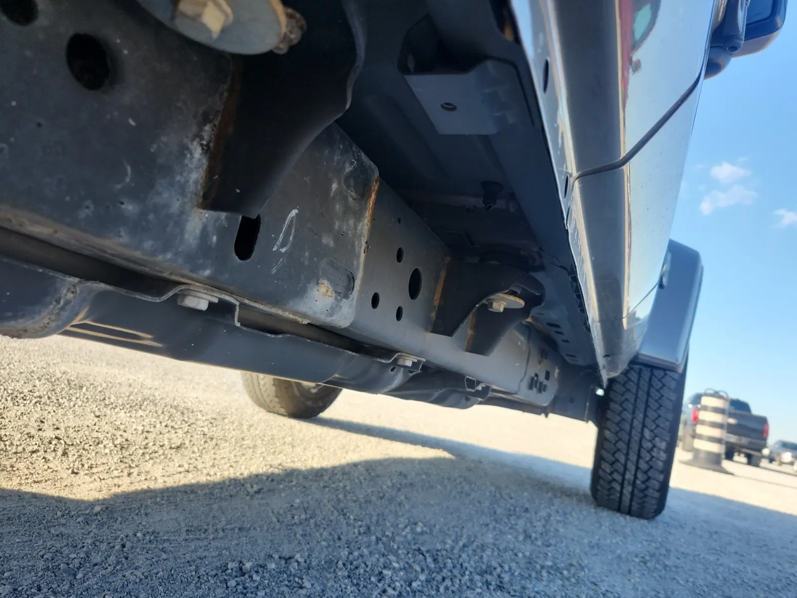 Undercarriage - Passenger Photo
