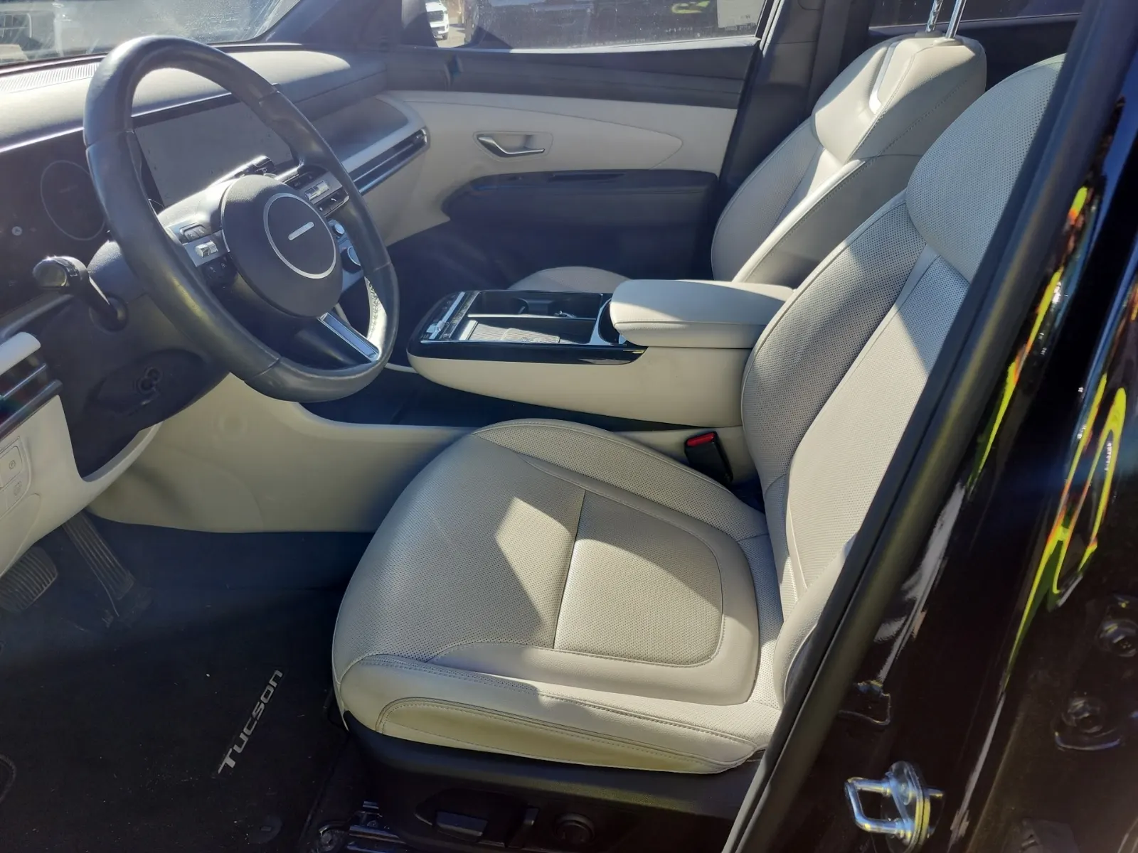 Front Interior Photo