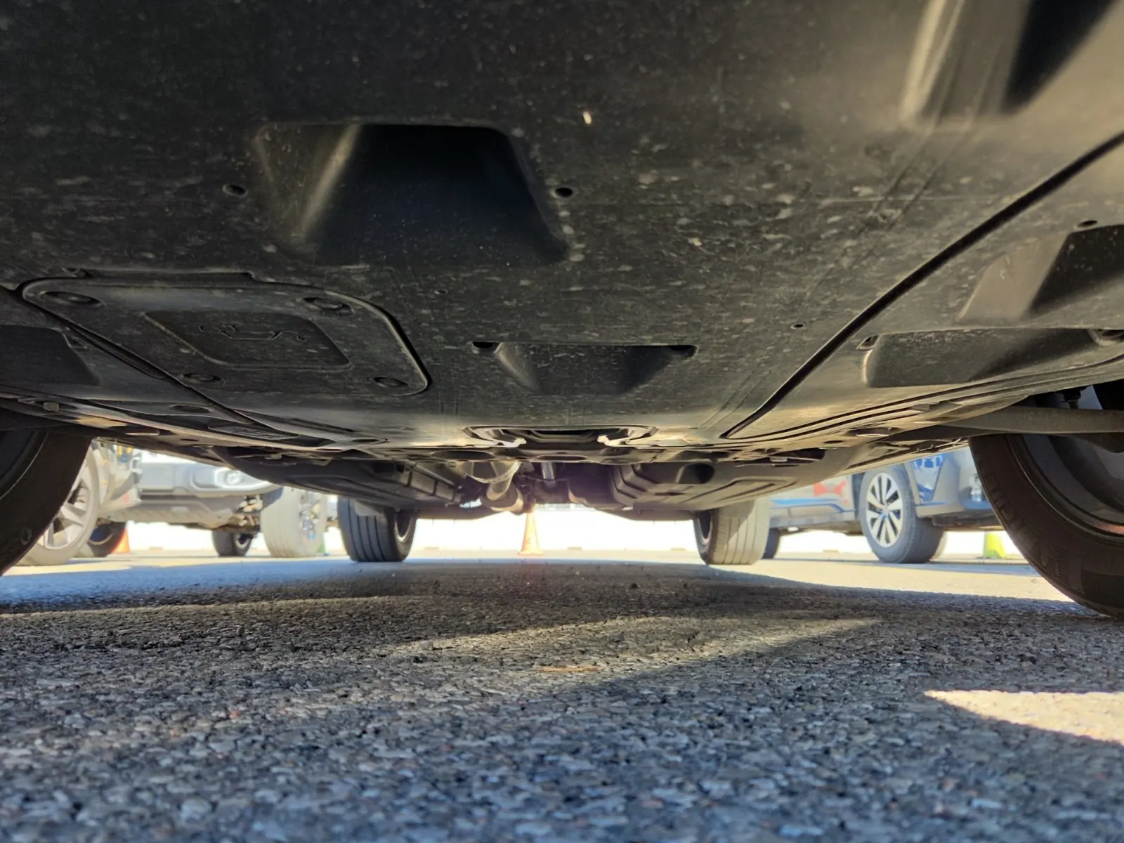 Undercarriage - Front Photo