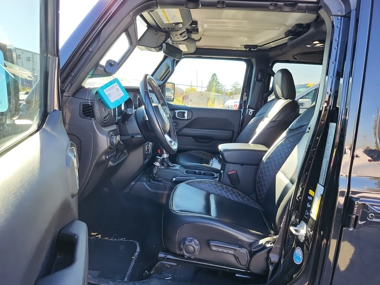 Front Interior Photo