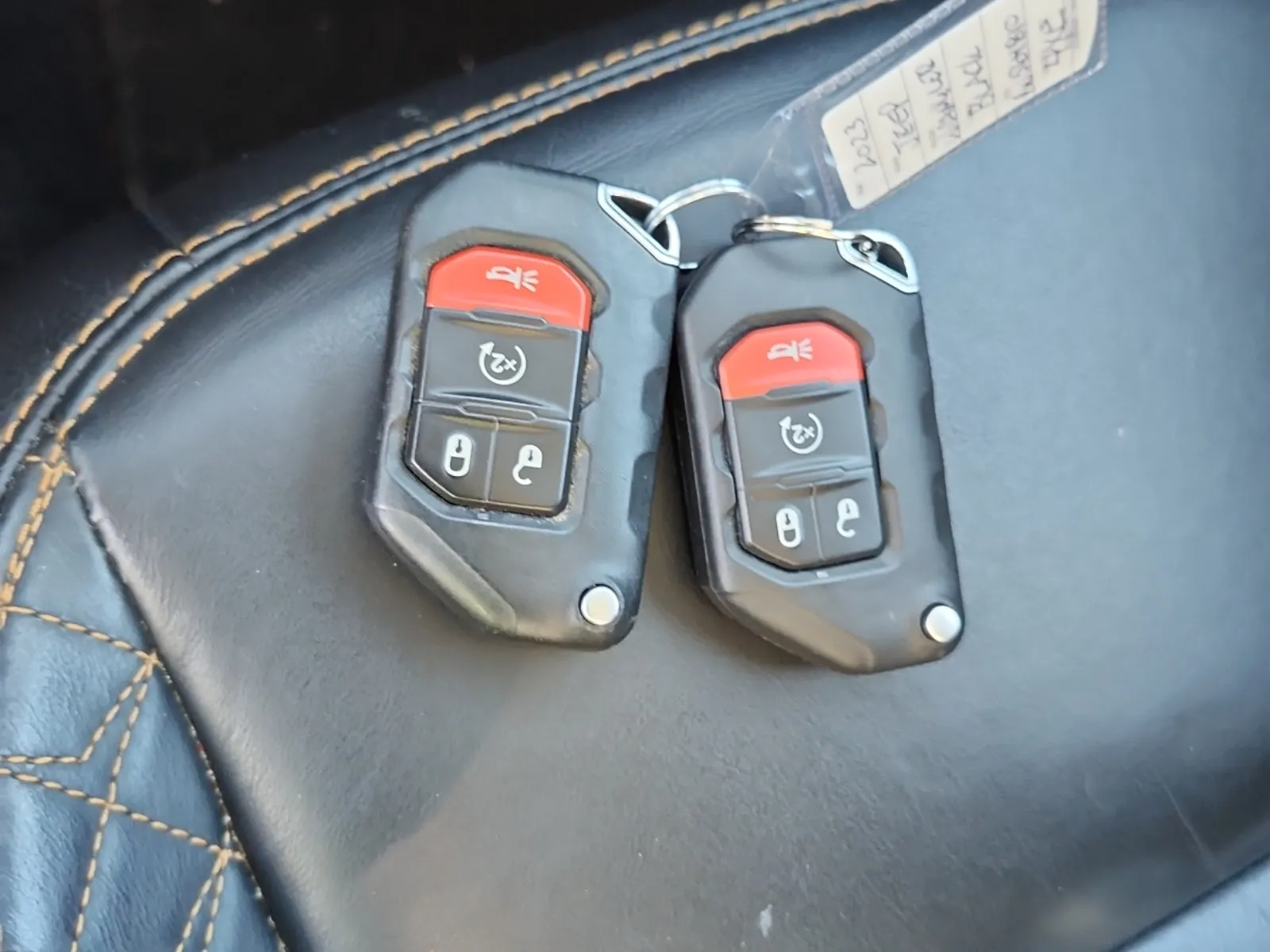 Keys/Fobs/Manual Photo