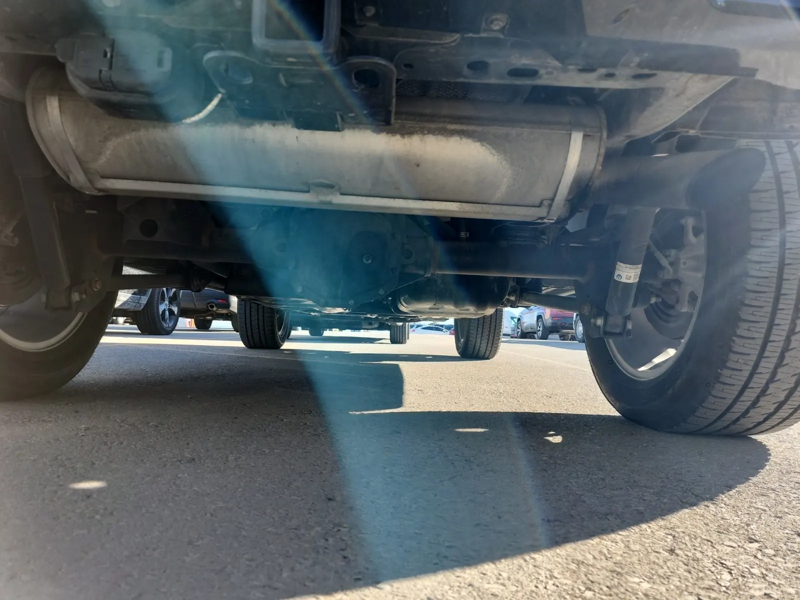 Undercarriage - Rear Photo