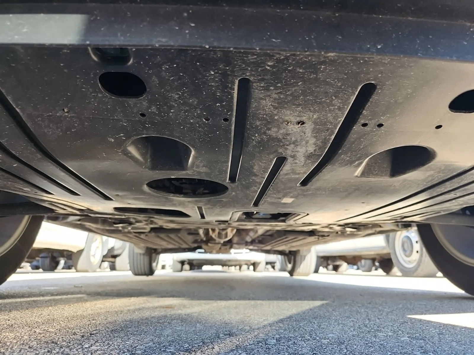 Undercarriage - Front Photo
